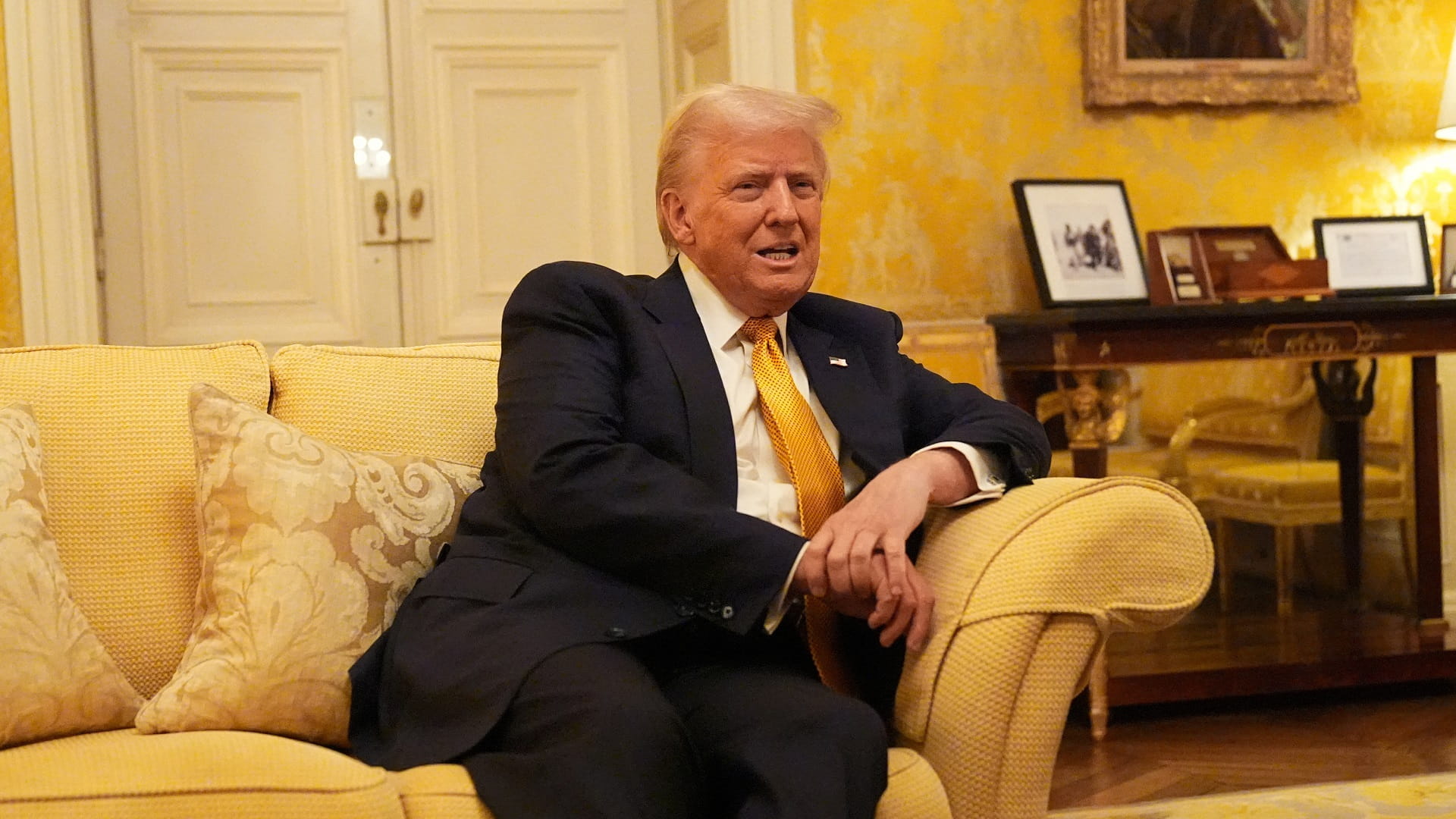 ترامب يختار رئيس مخابراته السابق مبعوثاً رئاسياً للمهام الخاصة 