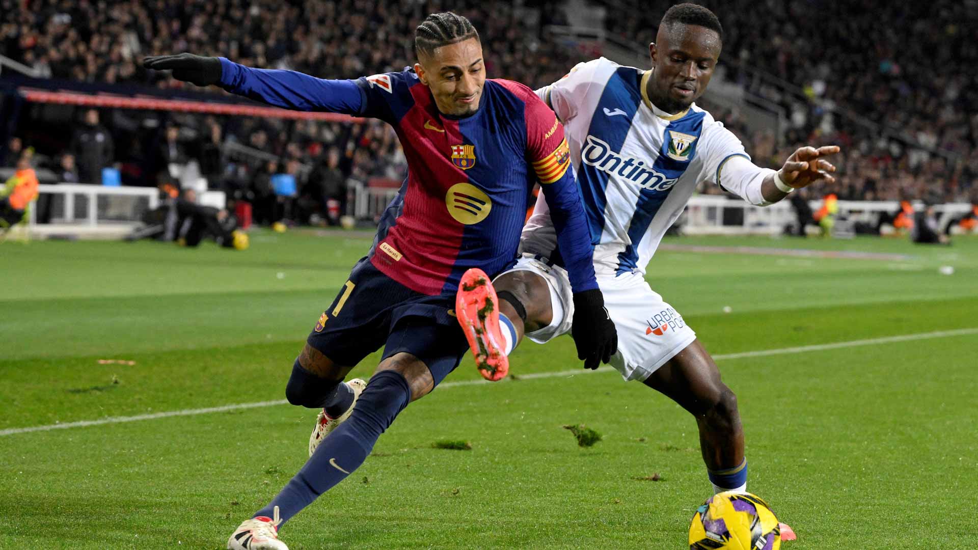 برشلونة يواصل نزيف النقاط في الدوري الإسباني 