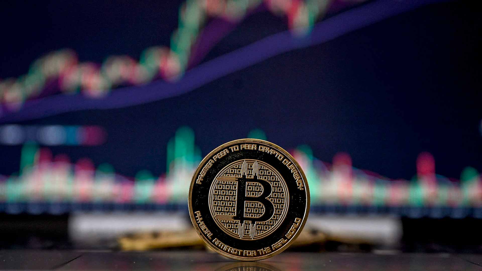 برقم قياسي جديد.. عملة البتكوين تتخطى 106 آلاف دولار للمرة الأولى