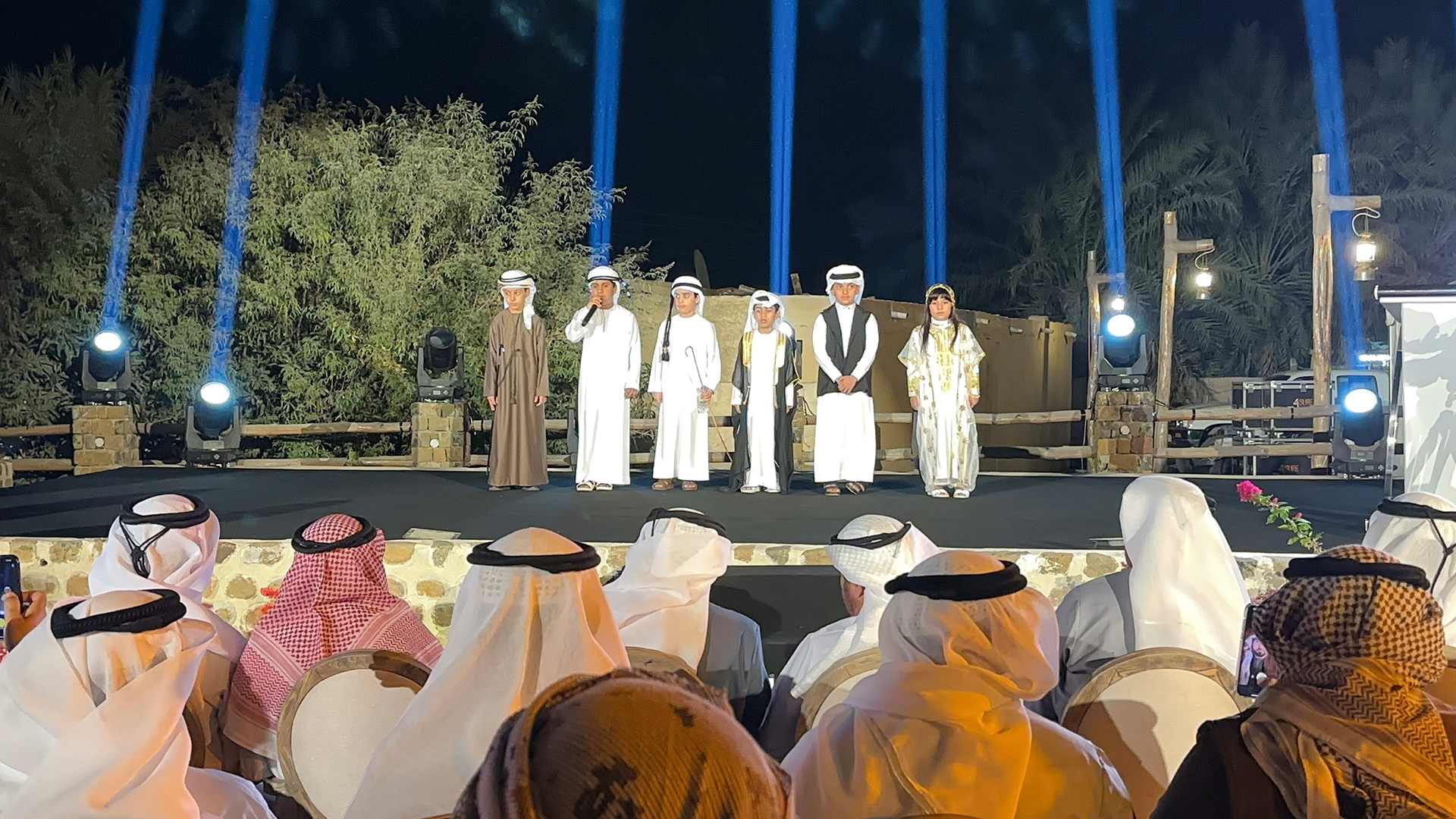Haitham bin Saqr attends cultural caravan in Nahwa