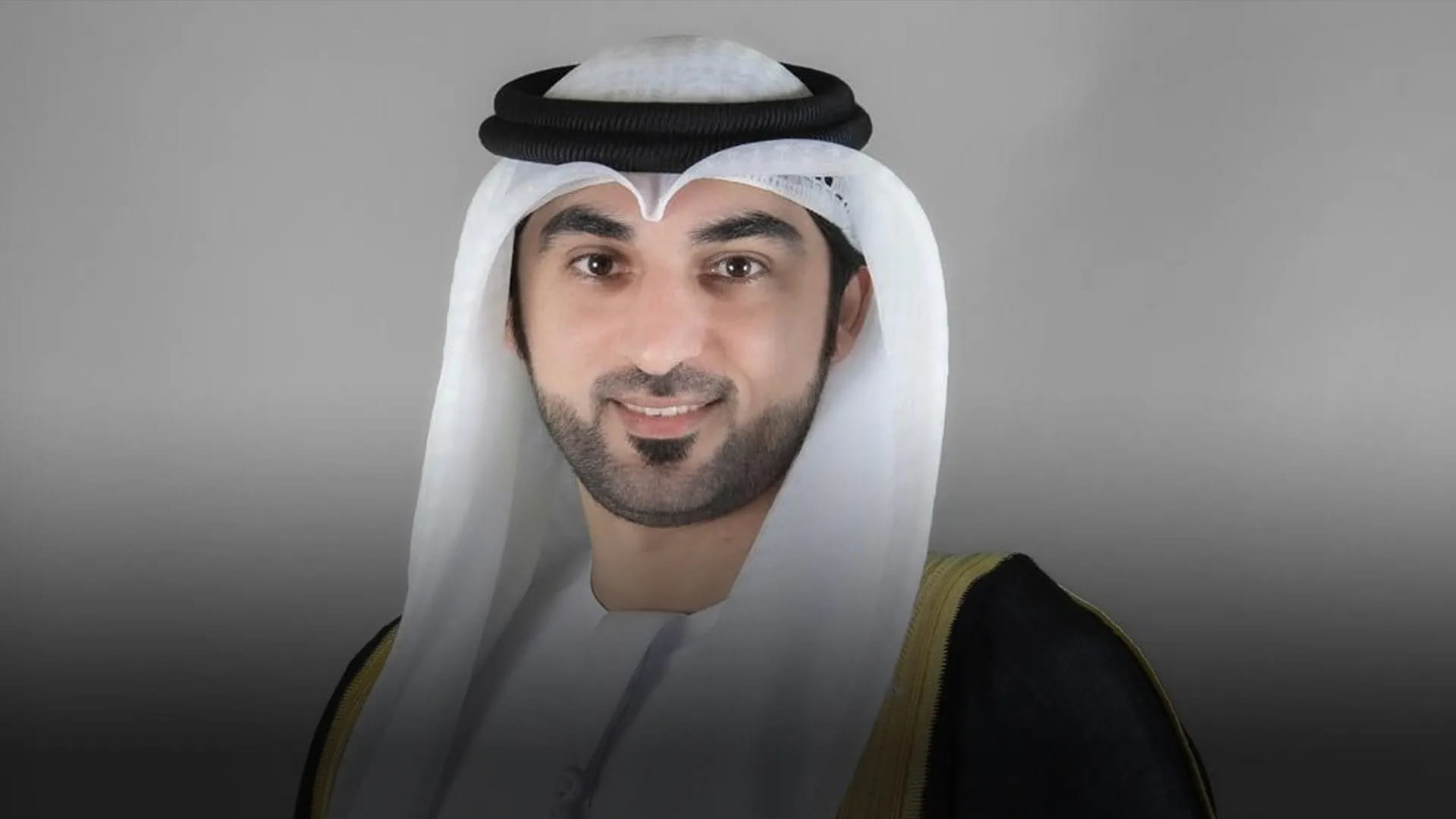 محمد علي جابر الحمادي: حاكم الشارقة قائد الحكمة والتنمية والقانون 