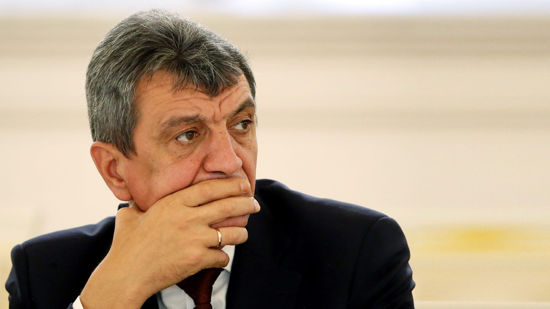 حطام مسيرة أوكرانية يتسبب بحريق ومقتل امرأة بمركز تسوق في روسيا 