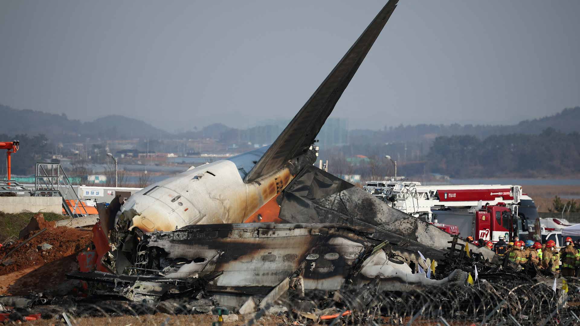 At least 85 dead in fiery South Korea airliner crash