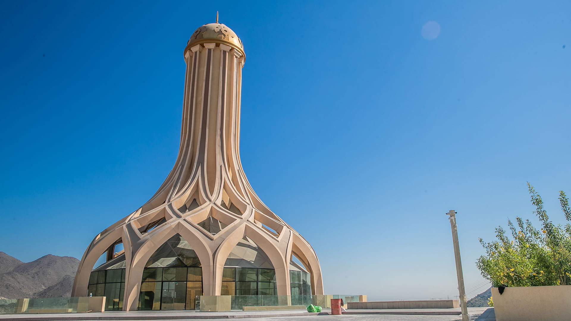 تاريخ نصب المقاومة وأهميته: شاهد على البطولات والتضحيات 