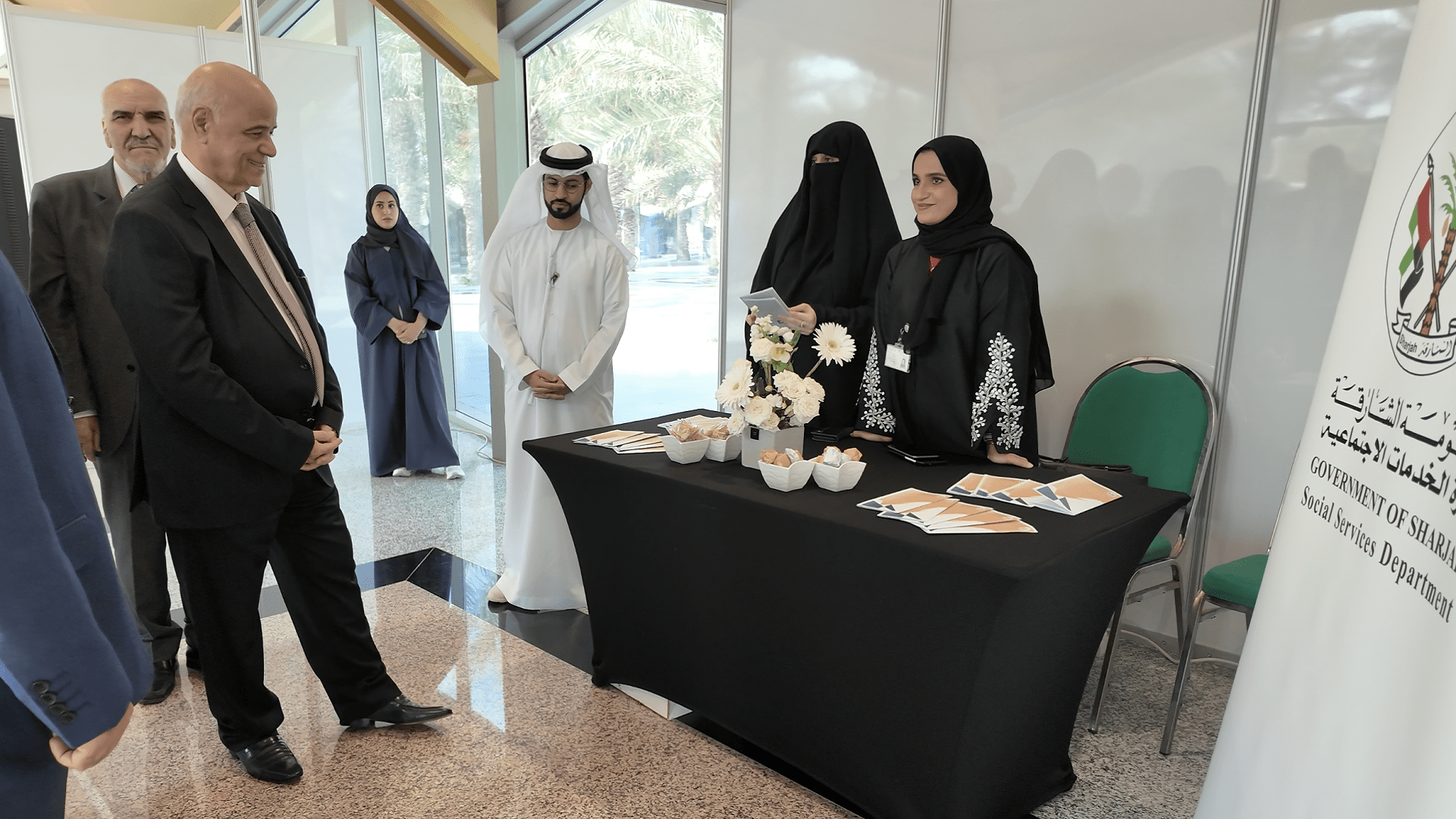صورة بعنوان: دائرة الخدمات الاجتماعية تشارك في المعرض القانوني بجامعة الشارقة  