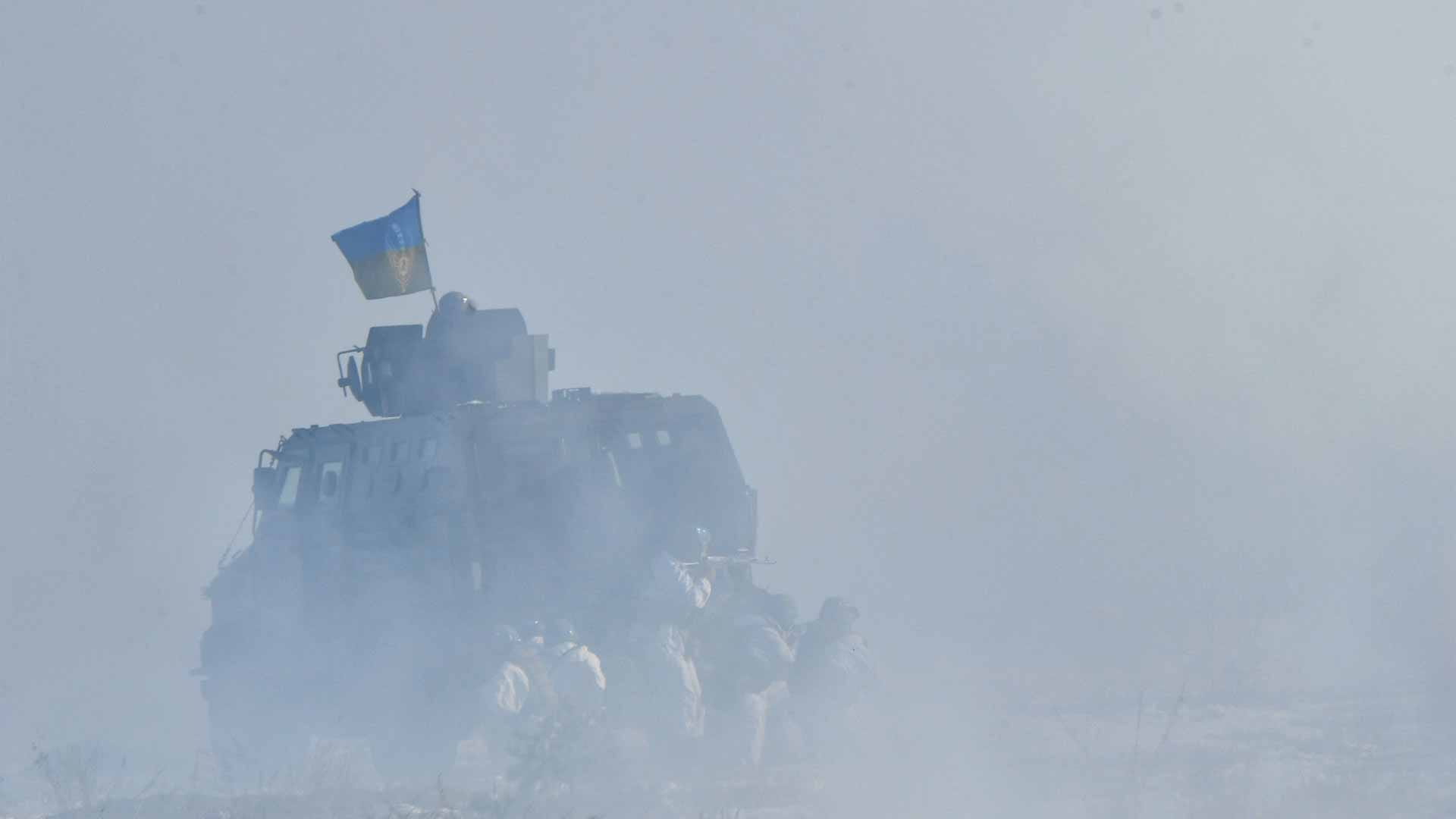 Image for the title: Russia and Ukraine exchange hundreds of POWs 