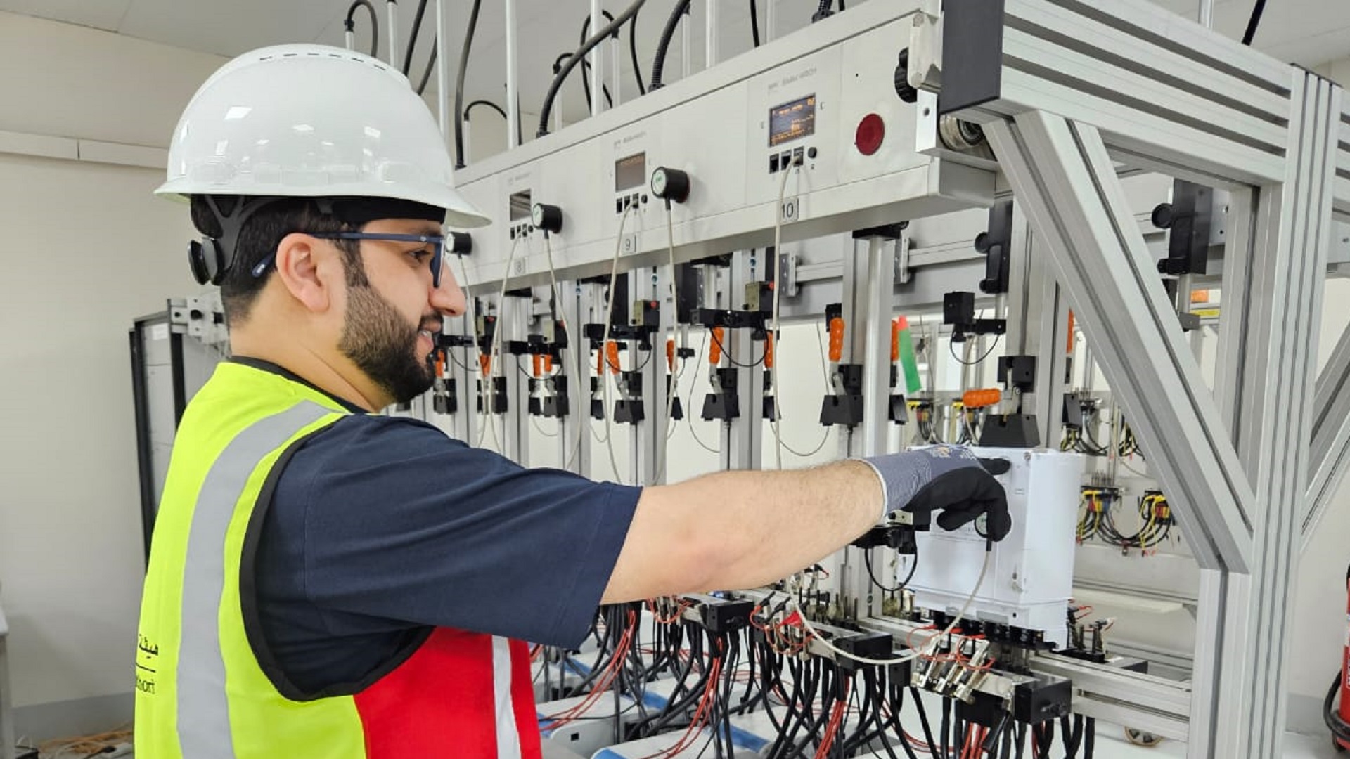 صورة بعنوان: كهرباء الشارقة تحقق إنجازات نوعية بمجالات توصيل الخدمات خلال 2023 