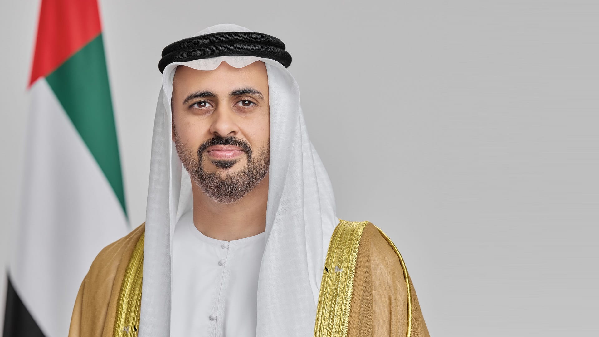 صورة بعنوان: ذياب بن محمد بن زايد يوجه بإطلاق مسار لإعداد الكوادر الشبابية 