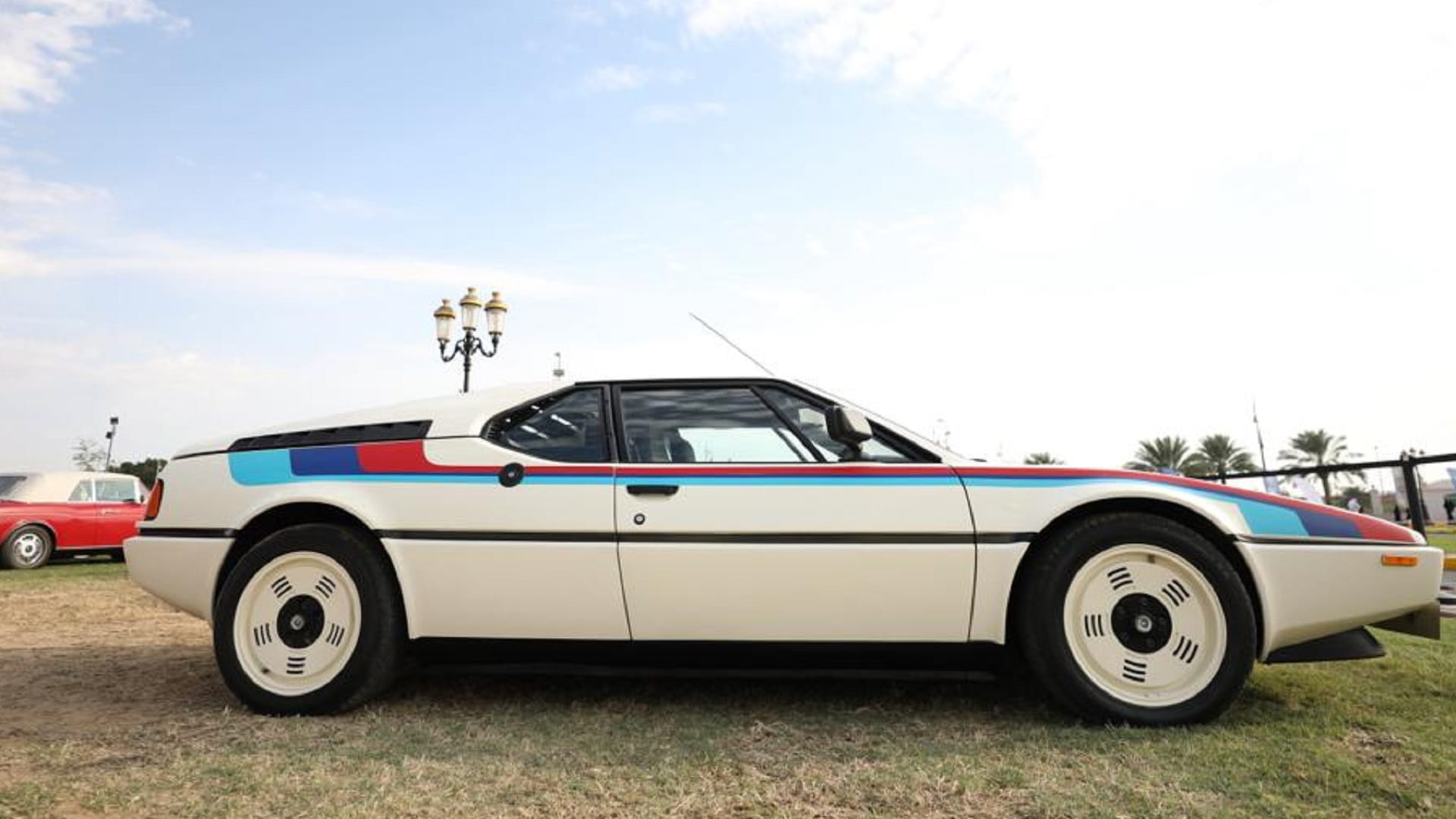 Image for the title: Iconic BMW M1, modern BMW XM on display at SCCF 2024 