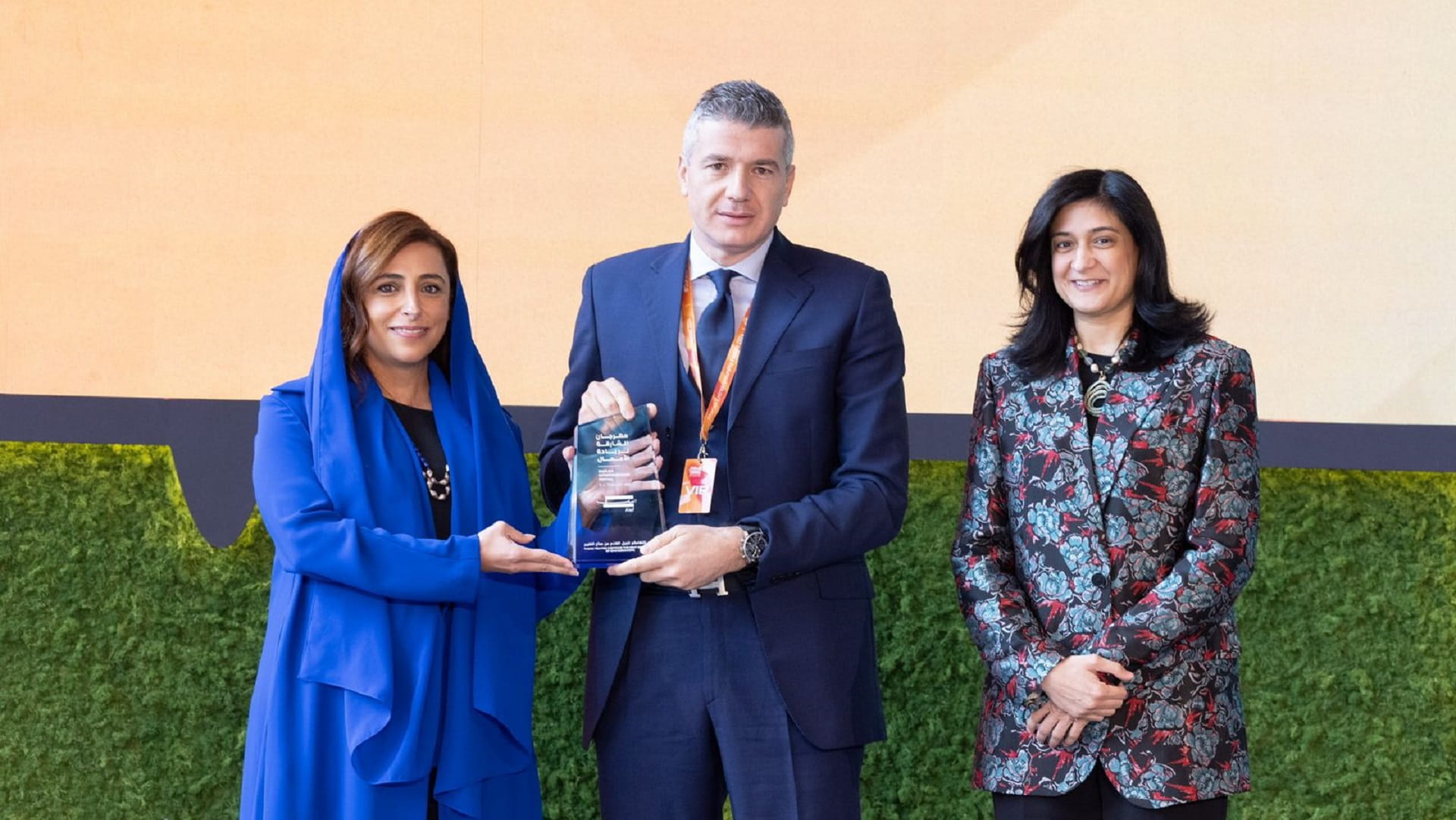 صورة بعنوان: "ألف" تشارك في مهرجان الشارقة لريادة الأعمال كشريك التمكين 