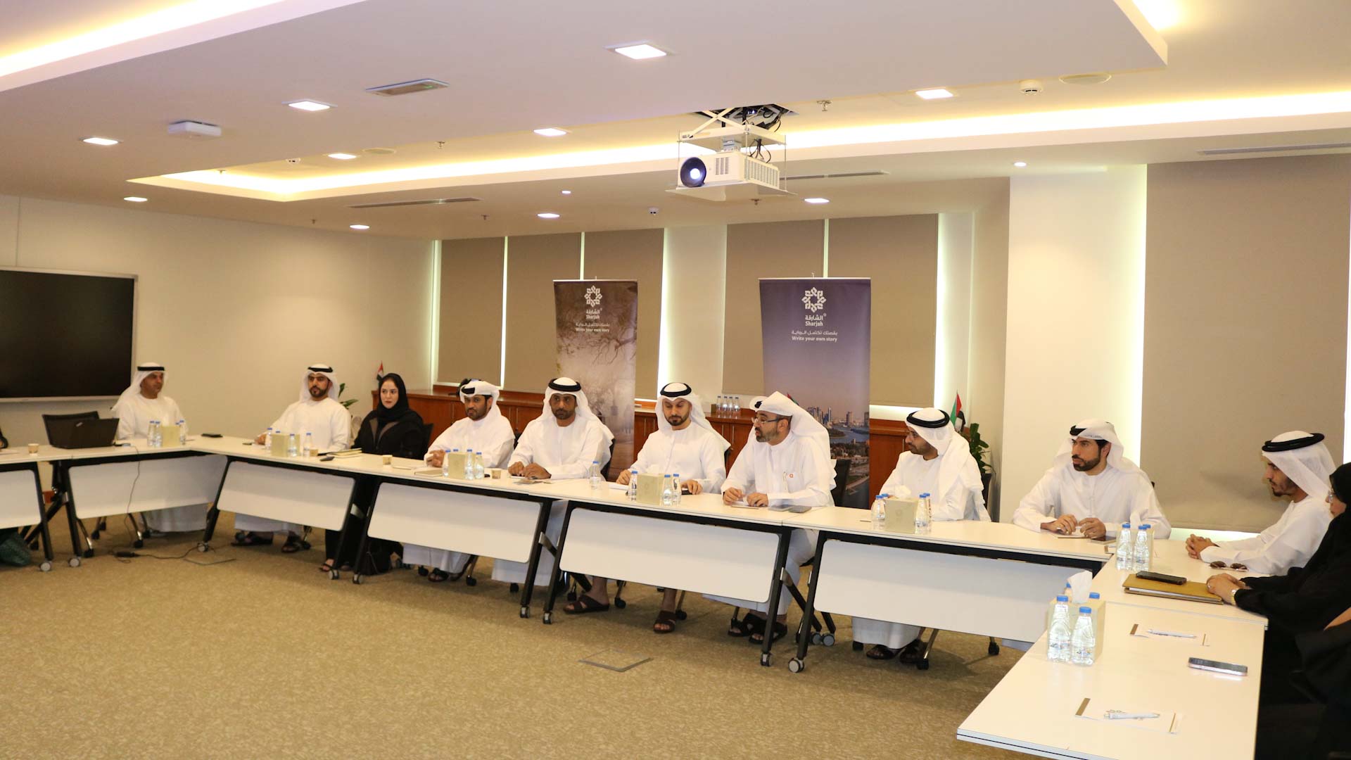 صورة بعنوان: "مالية استشاري الشارقة" تطلع على أعمال "الإنماء التجاري والسياحي" 