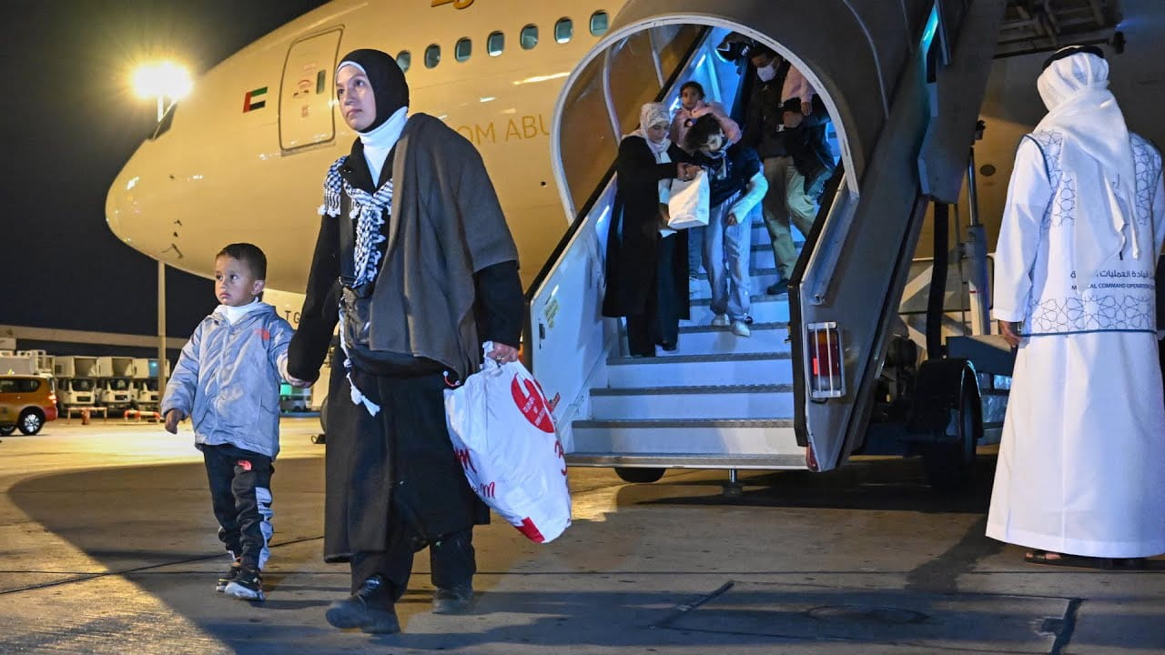 Image for the title: UAE welcomes 10th group of wounded Palestinian children, patients 