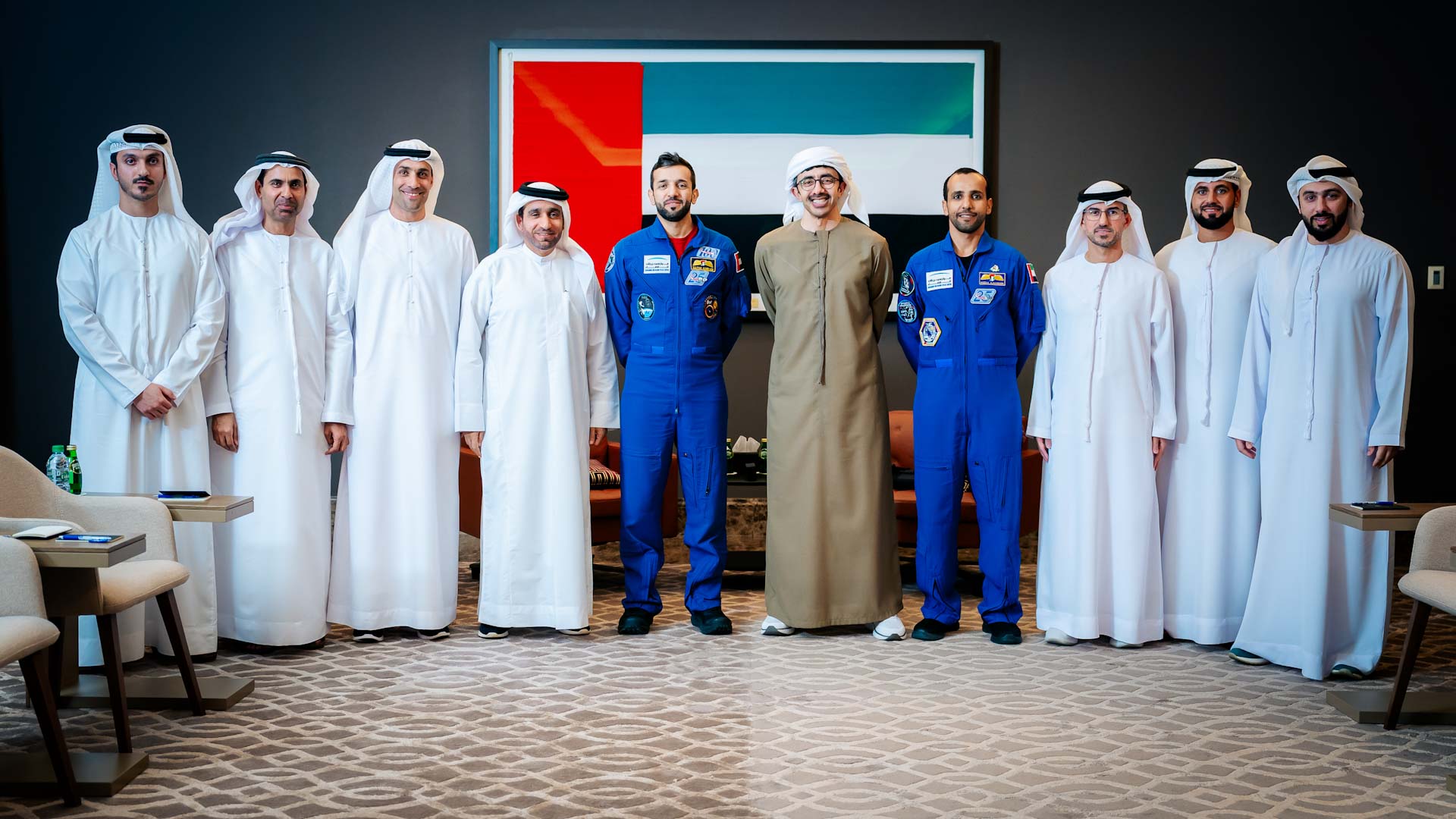 Image for the title: Abdullah bin Zayed receives UAE astronauts and MBRSC team 