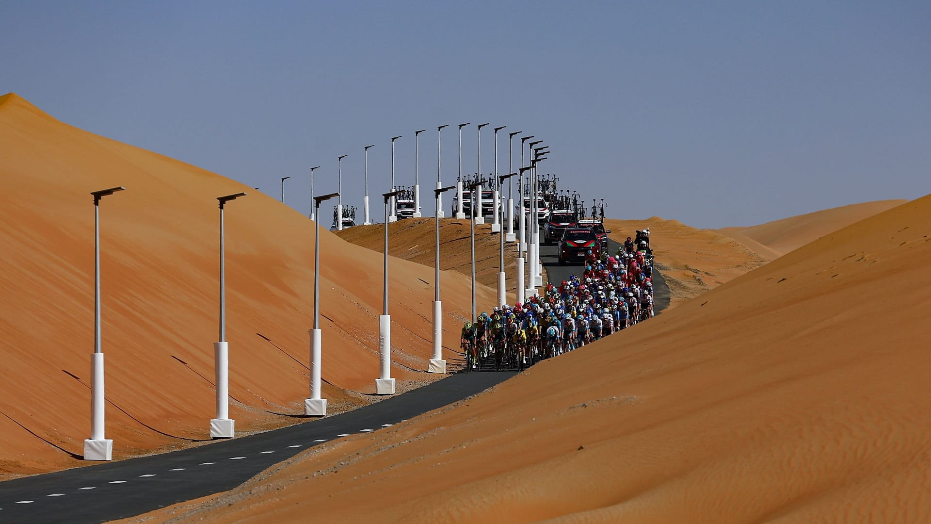 صورة بعنوان: البلجيكي "تيم ميرلير" يتوج بالمرحلة الافتتاحية لطواف الإمارات 