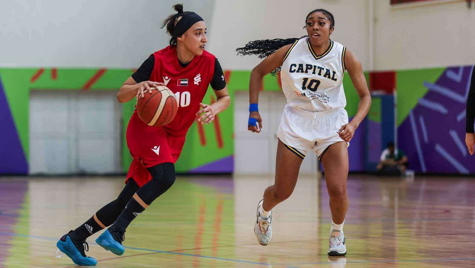 صورة بعنوان: "سلاح الرميات الحرة" يهدي "العاصمة" الفوز على "الشارقة" 