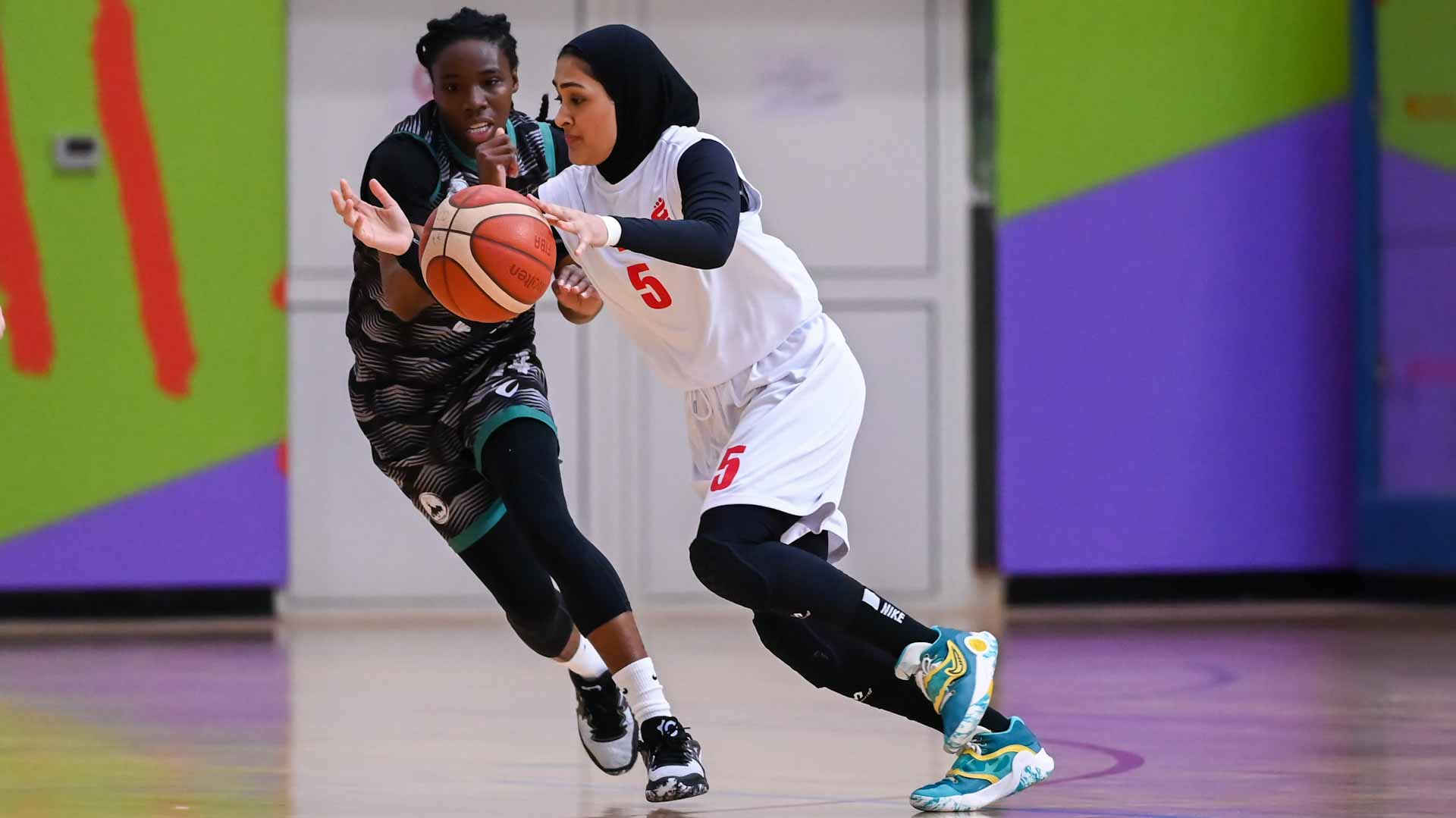 صورة بعنوان: "غاز الشمال" ينتصر على "الشارقة الإماراتي" في سلة "عربية السيدات" 