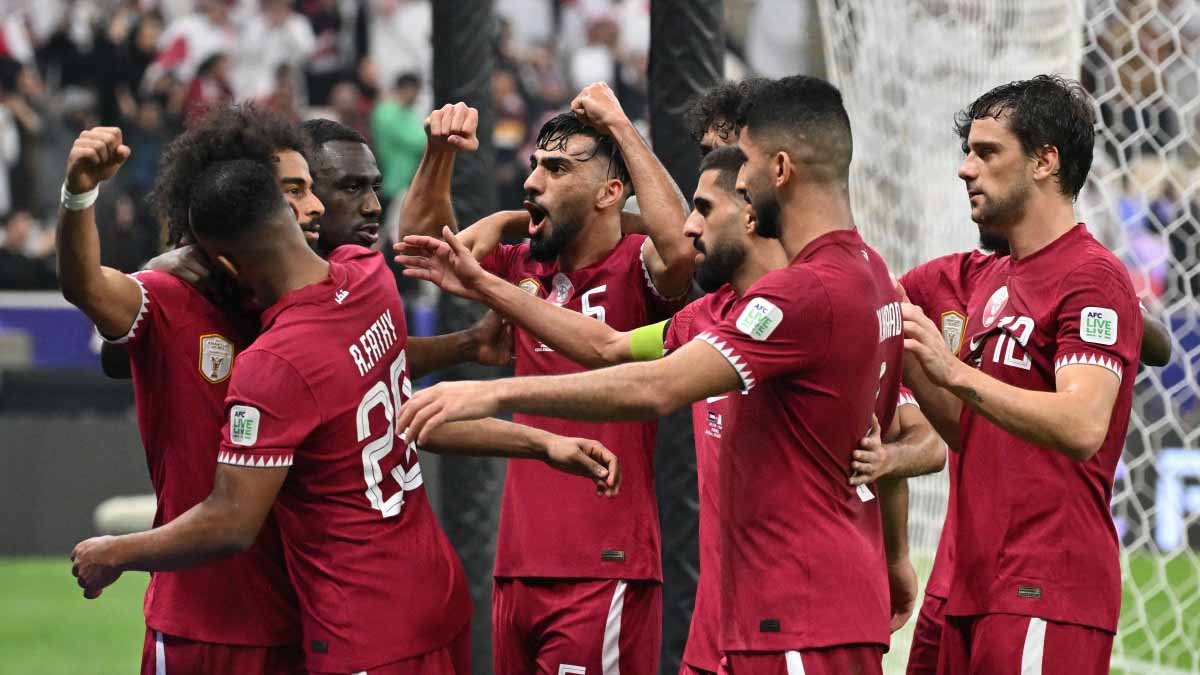 Image for the title: AFC Asian Cup: Qatar defeat Jordan to retain title 