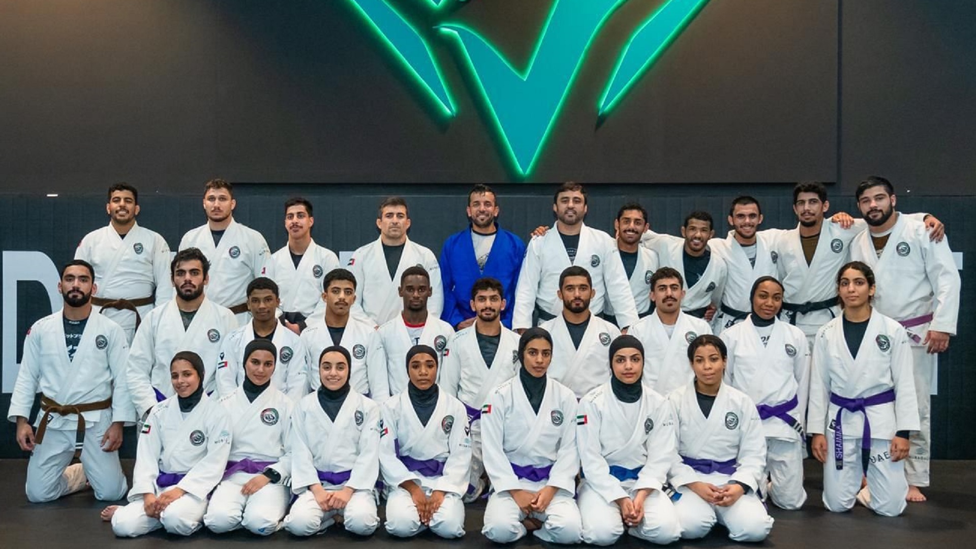 صورة بعنوان: سلطان النيادي يشارك في تدريبات المنتخب الوطني للجوجيتسو 