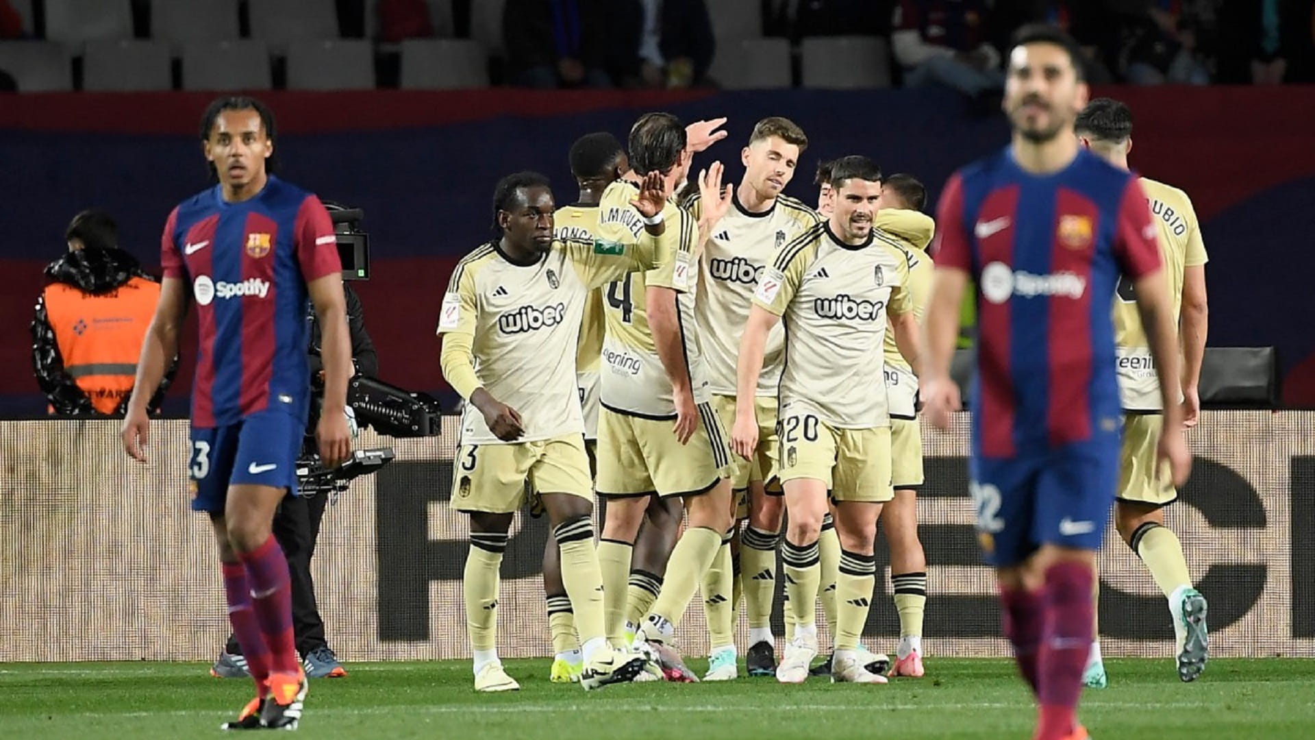 صورة بعنوان: برشلونة يواصل نزيف النقاط في الدوري الإسباني 