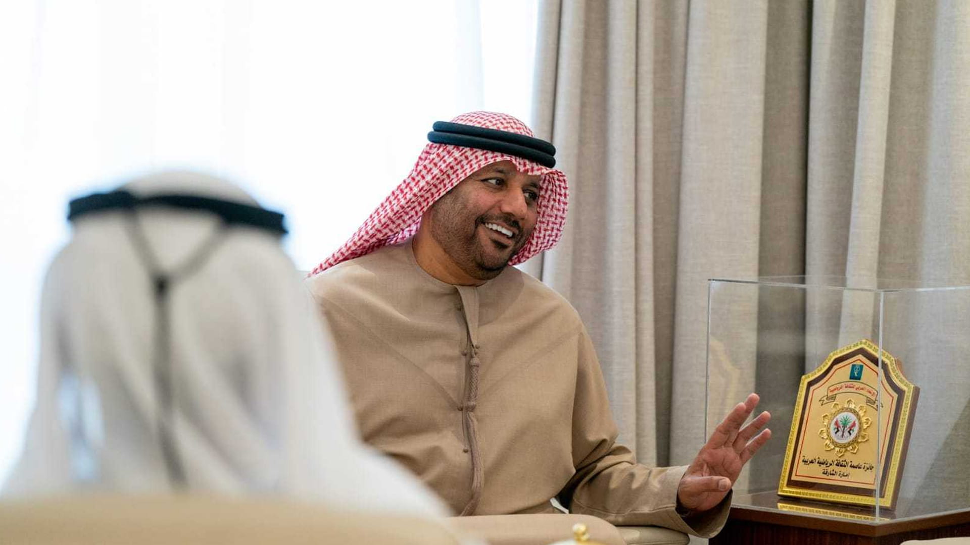 صورة بعنوان: "الشارقة الرياضي" يبحث التعاون مع اتحاد اللجان الأولمبية العربية 