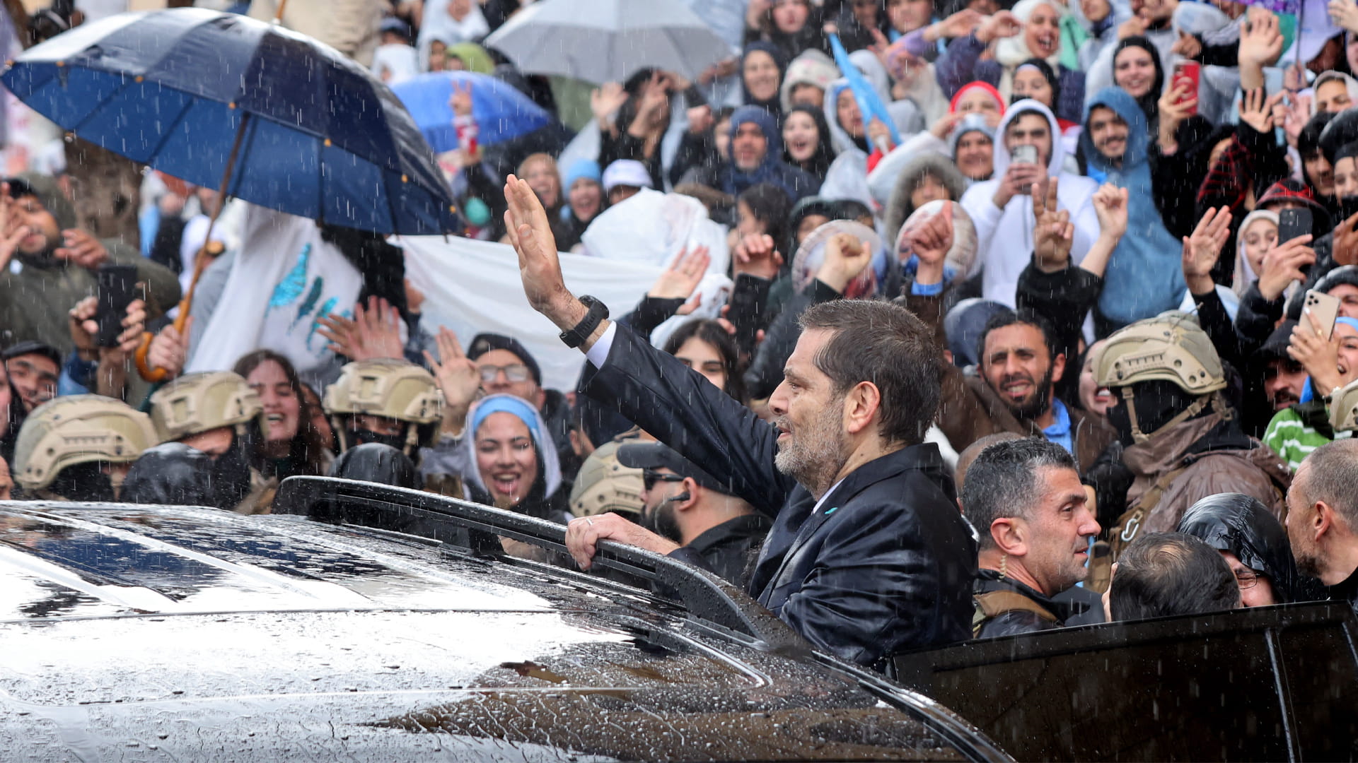 صورة بعنوان: لبنانيون يحيون ذكرى اغتيال الحريري ويناشدون نجله باستئناف نشاطه 