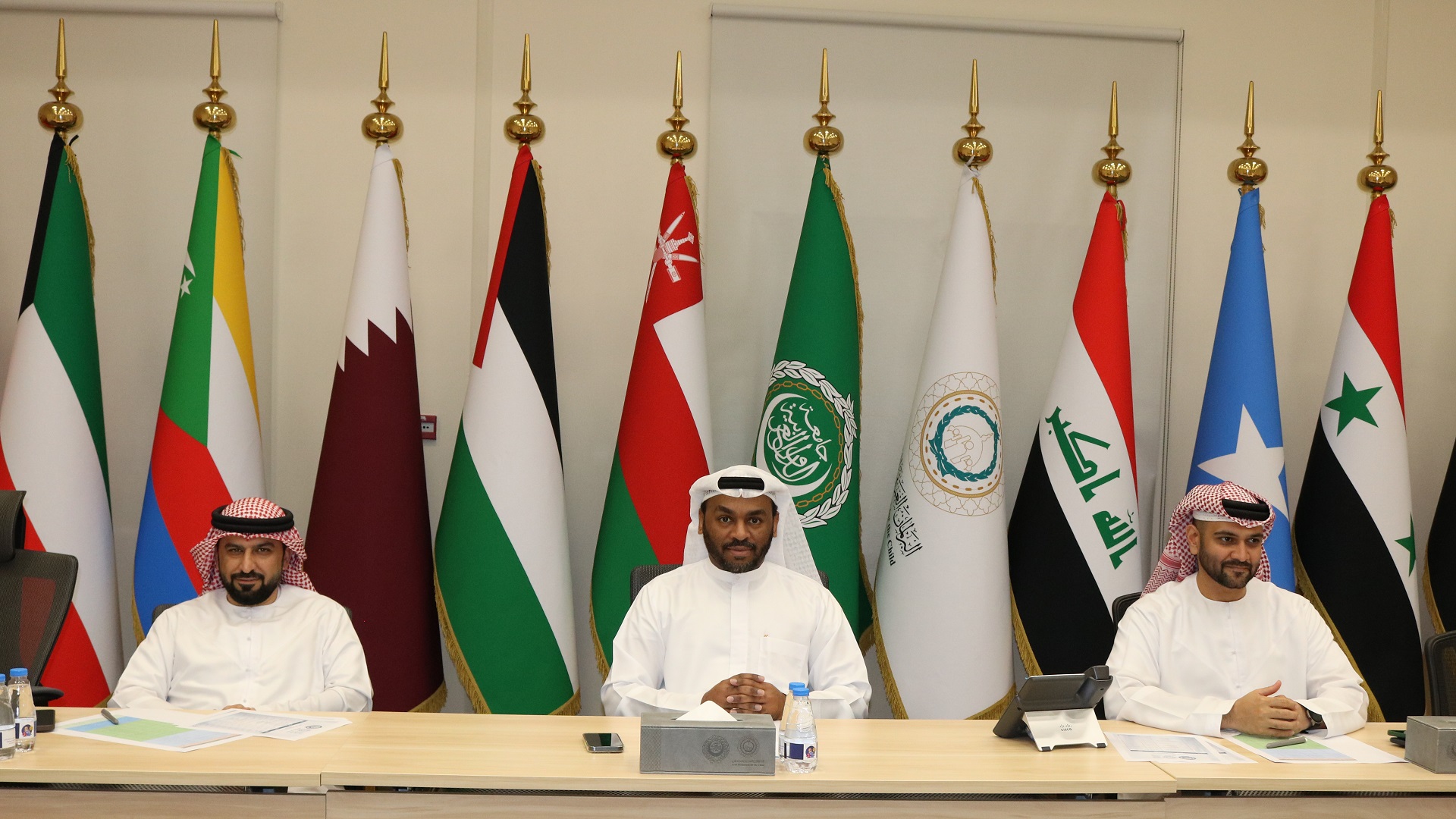 Image for the title: 10 days of interactive programs for members of APC 