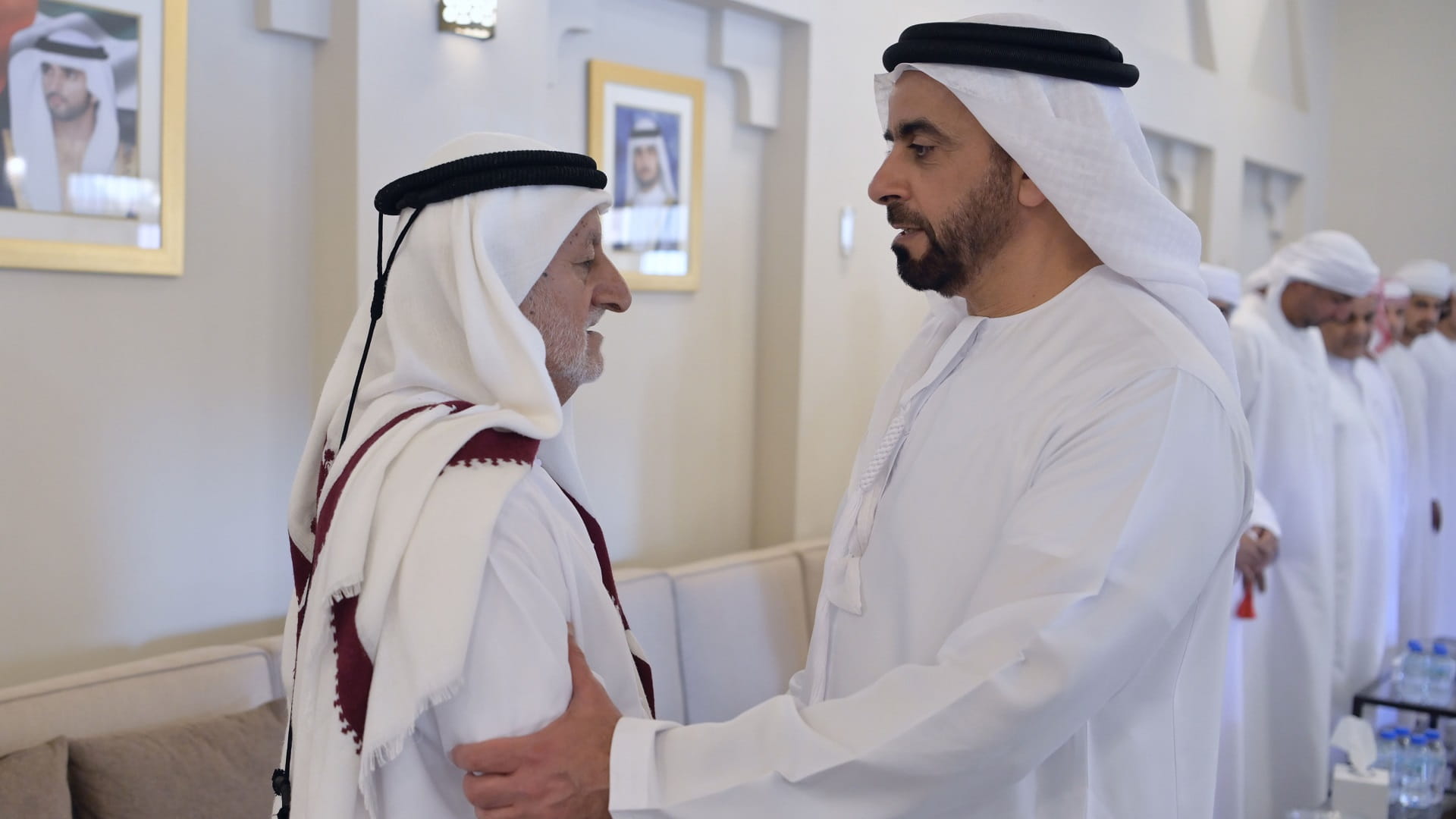 صورة بعنوان: سيف بن زايد يعزي في وفاة عبد الله محمد سالم المقبالي 