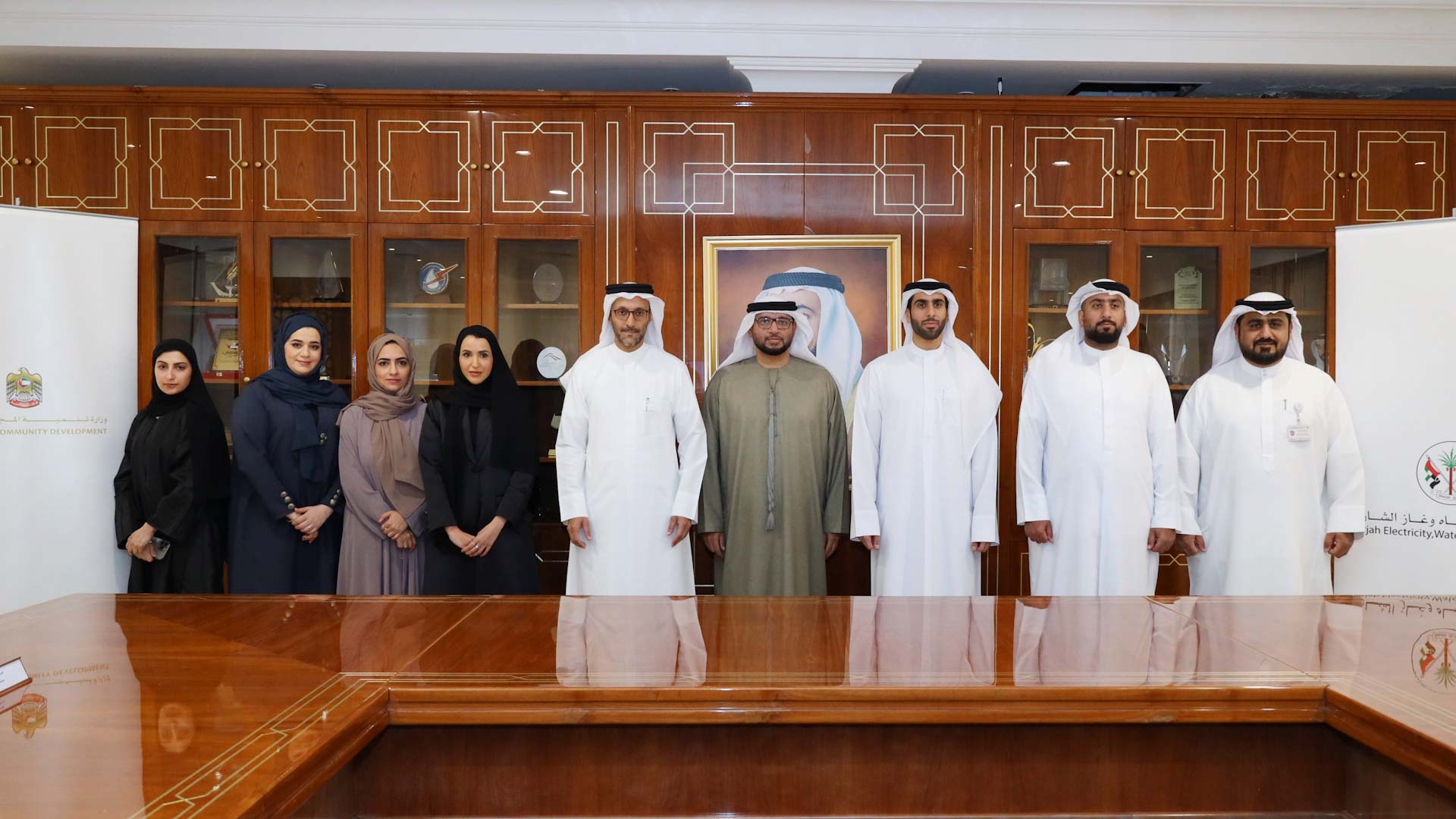 صورة بعنوان: كهرباء الشارقة توقع اتفاقية لتعزيز التعاون في الدعم الاجتماعي 