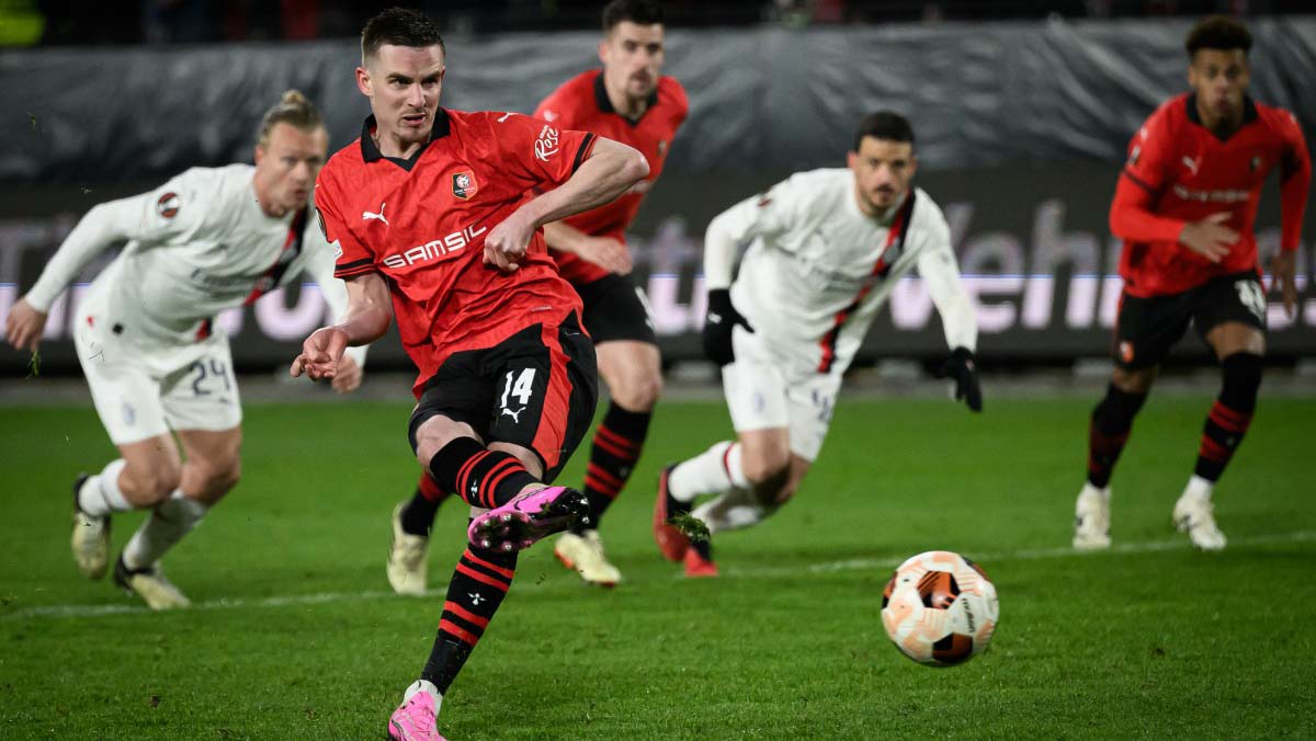 صورة بعنوان: ميلان الإيطالي يتأهل لدور الـ16 في الدوري الأوروبي 