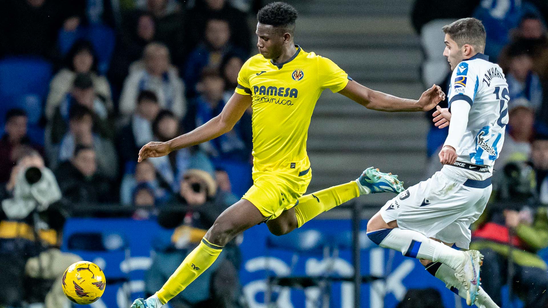 صورة بعنوان: فياريال يقسو على سوسيداد في الدوري الإسباني لكرة القدم  