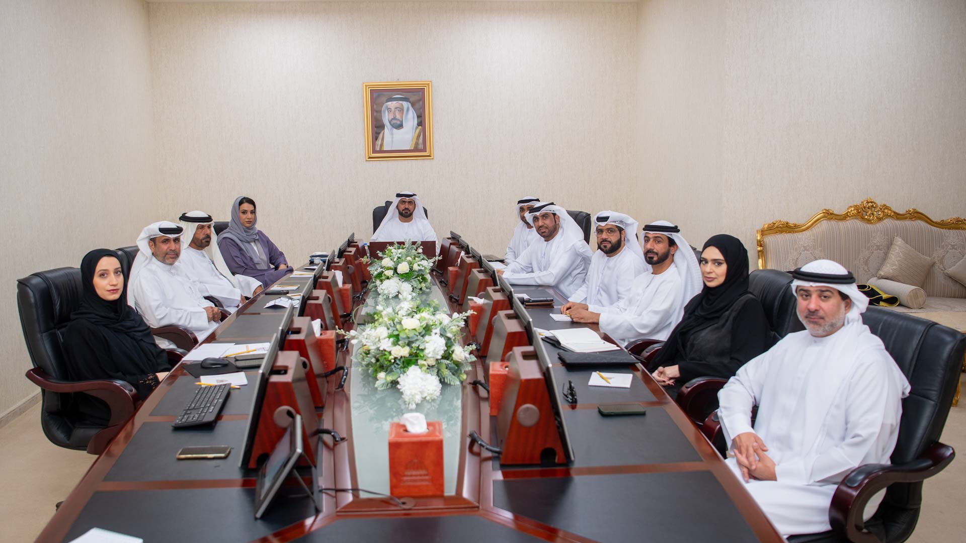 صورة بعنوان: "استشاري الشارقة" يؤكد على الجهود المبذولة لدعم الأسرة في الإمارة 