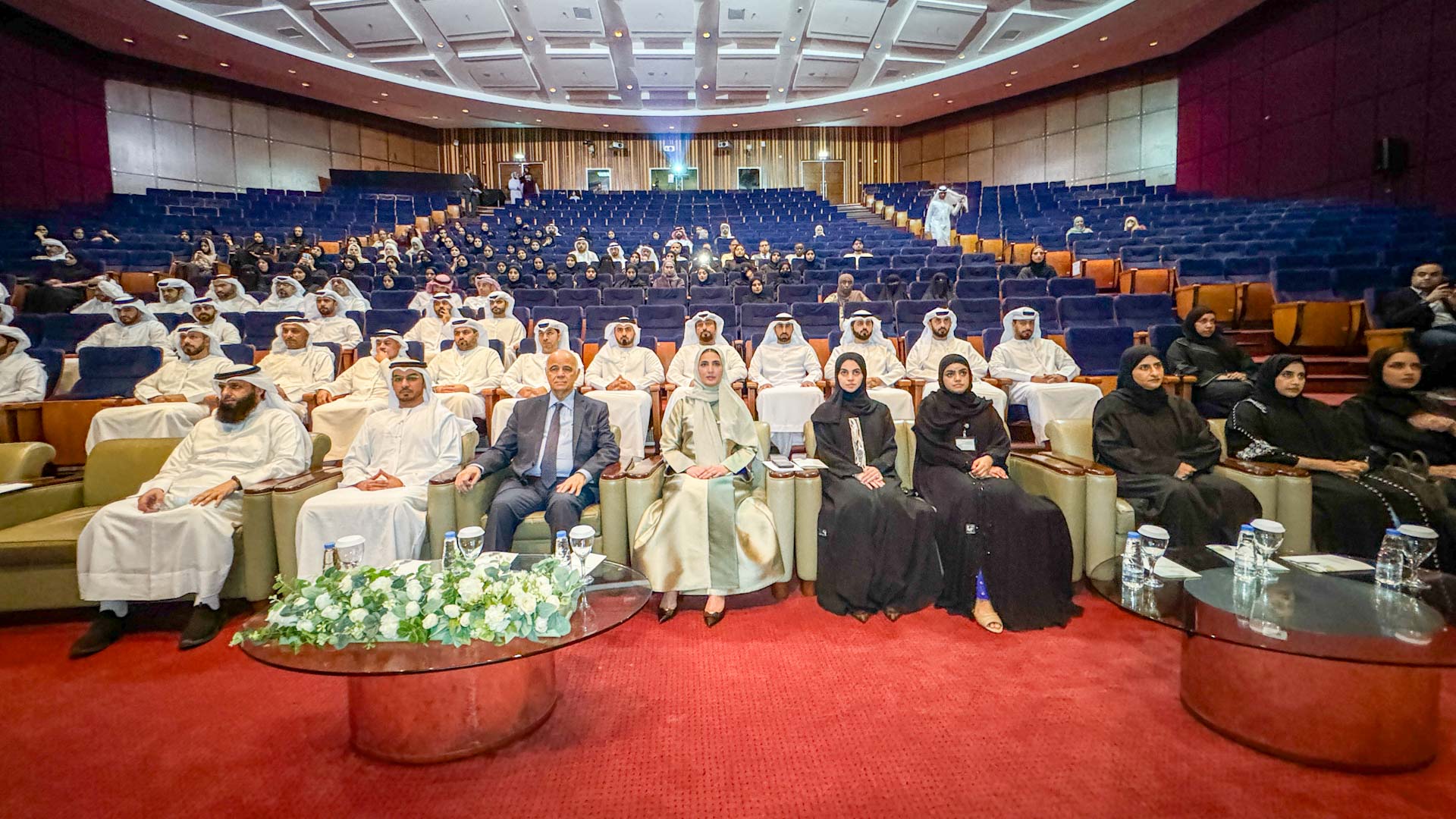 صورة بعنوان: "اجتماعية الشارقة" تخرج الدفعة 7 للدبلوم المهني في حماية الطفل 