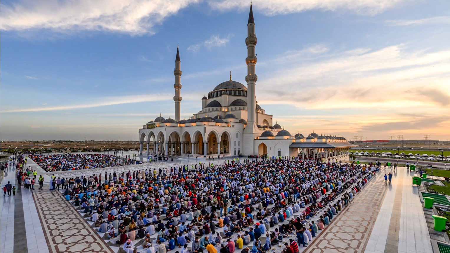 Image for the title: Sharjah Gears Up for Ramadan: Apply Now to Host Iftar Tents 