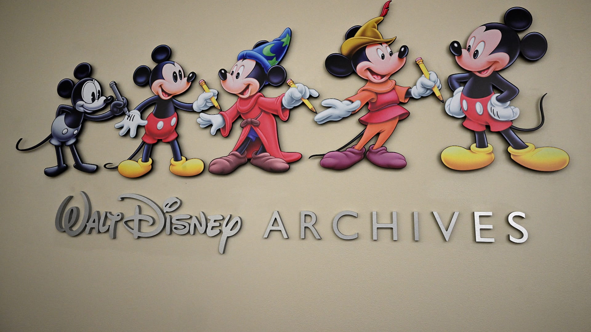 Image for the title: Mickey Mouse horror films announced as Disney copyright expires 