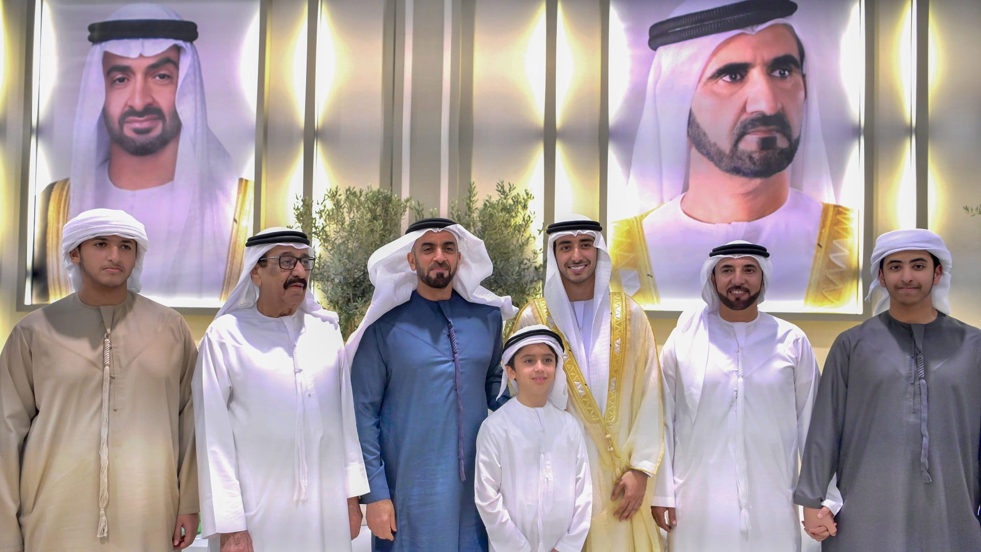 صورة بعنوان: سيف بن زايد يحضر أفراح السبوسي والمنصوري بدبي 