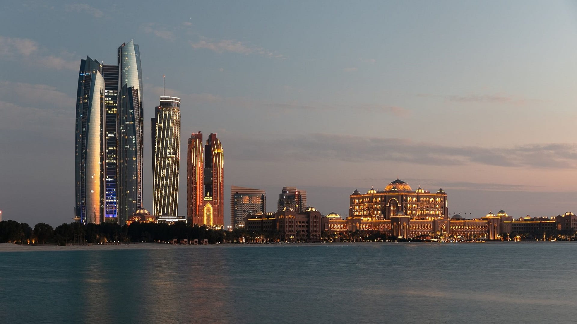 صورة بعنوان: طقس الخميس صحو بوجه عام وغائم جزئياً أحياناً برياح خفيفة لمعتدلة 