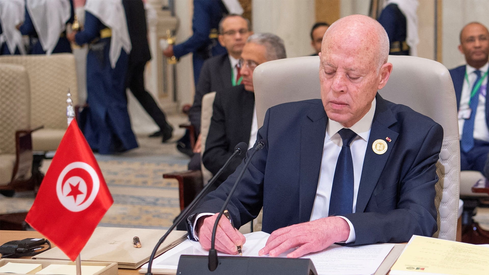 صورة بعنوان: الرئيس التونسي يقرر تعيين 3 وزراء جدد في الحكومة 