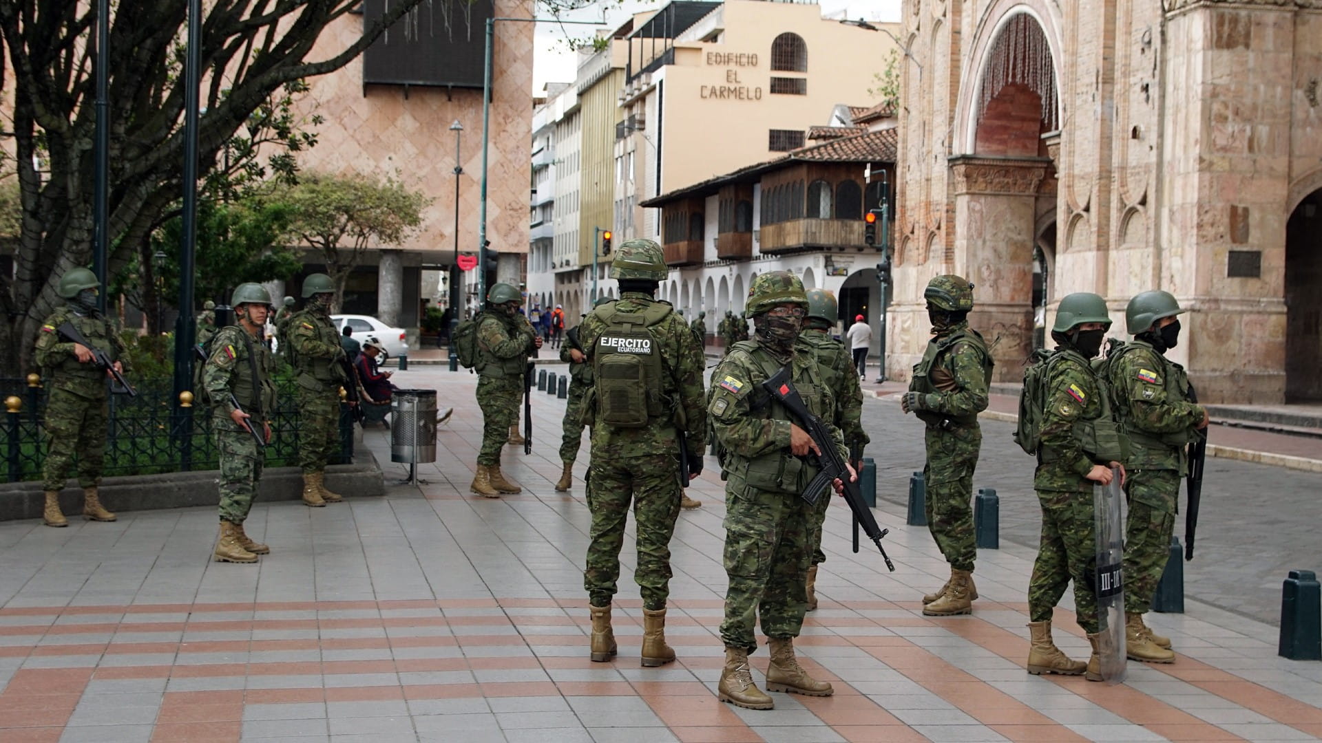 صورة بعنوان: في الإكوادور..الحرب الدائرة بين الجيش وعصابة مخدرات تحصد أرواح 10 
