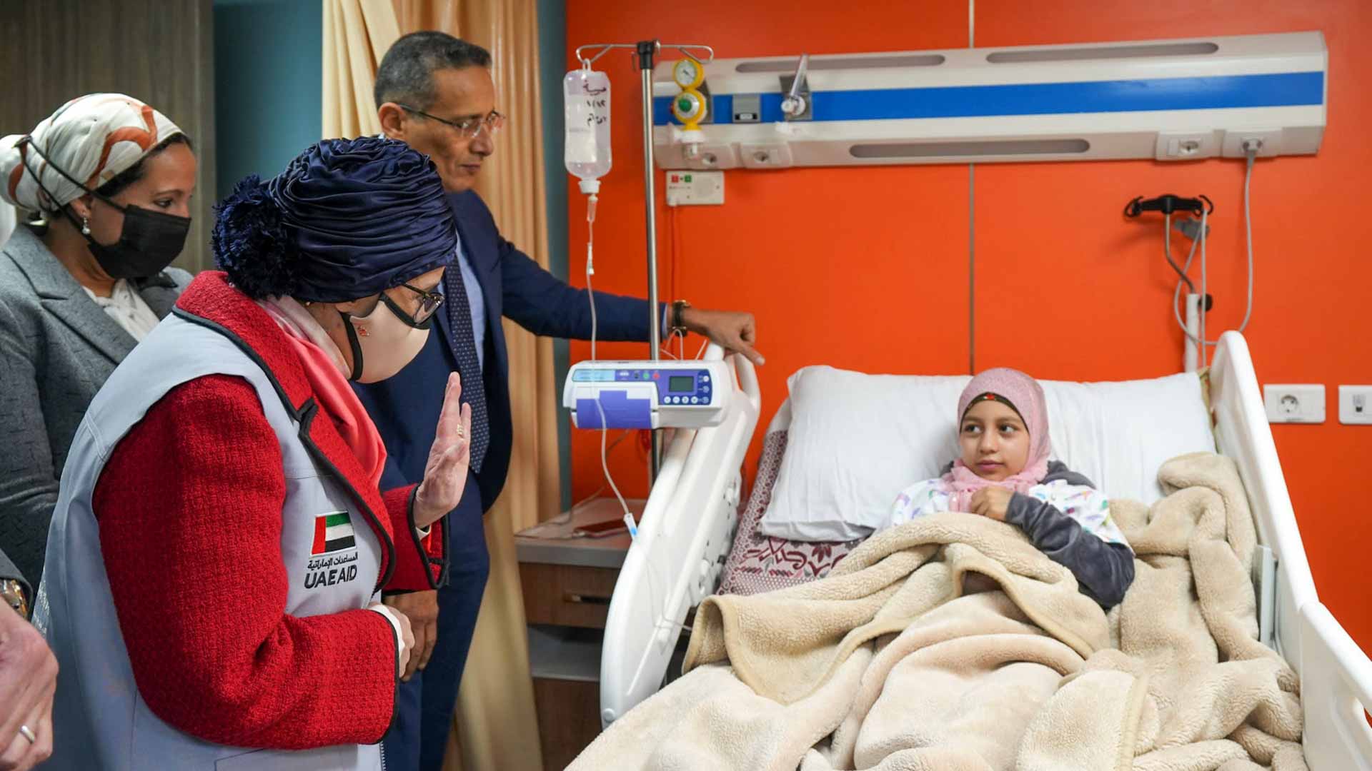 Image for the title: Jawaher Al Qasimi visits National Cancer Institute Hospital 