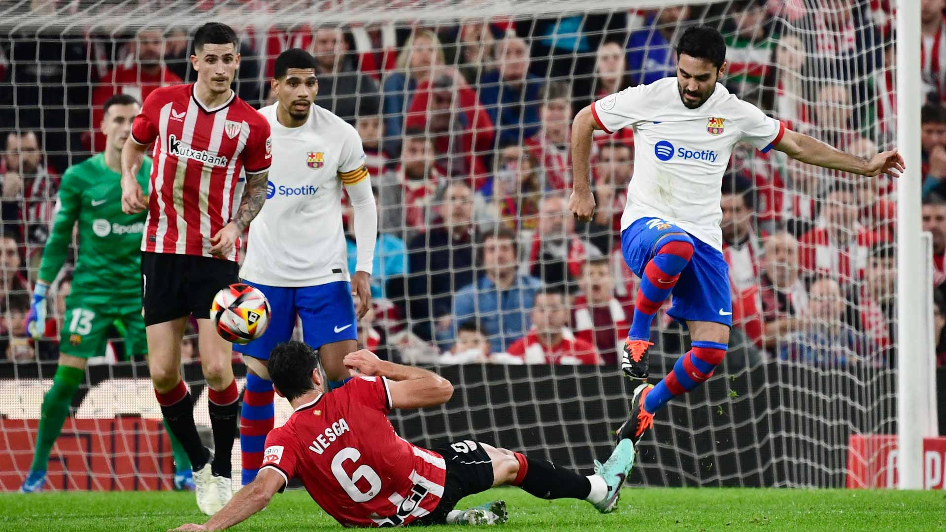 صورة بعنوان: برشلونة يودع كأس ملك إسبانيا من ربع النهائي  