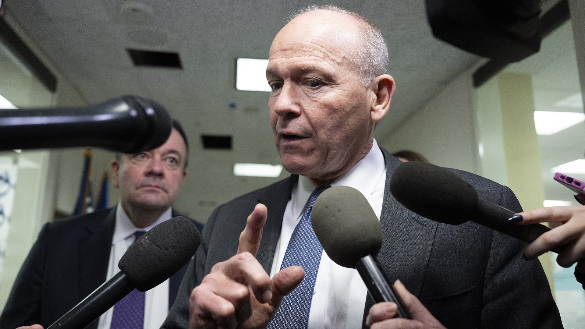 Image for the title: US approves inspection program to return Boeing 737 MAX to service 