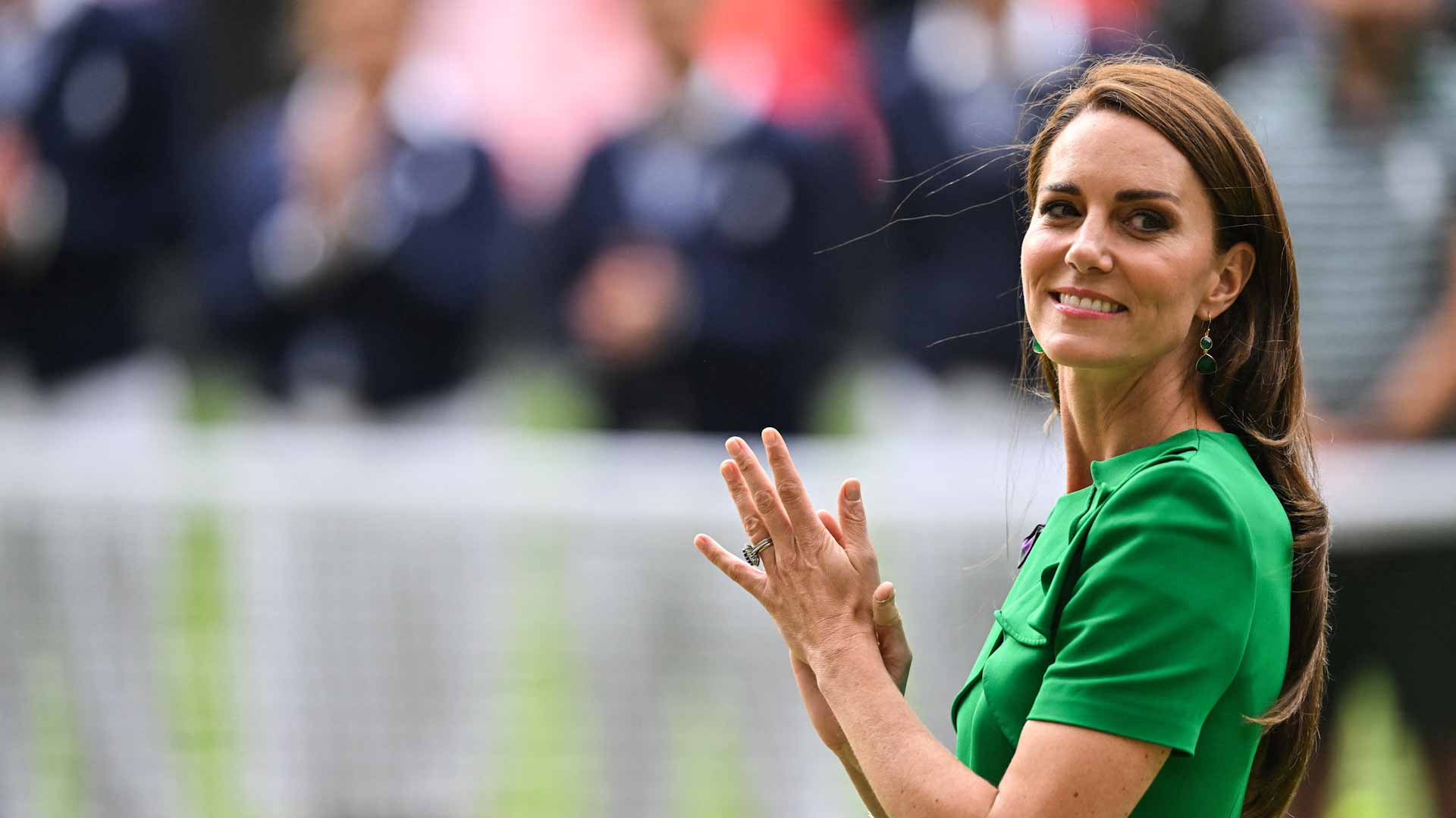 Image for the title: Princess of Wales leaves hospital after surgery 