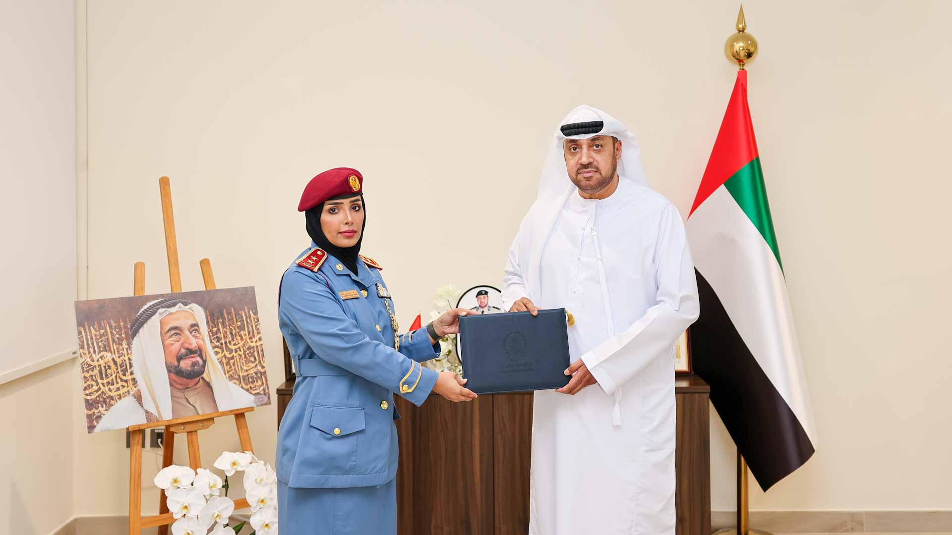 Image for the title: Bin Amer honours First Lieutenant Angham Bin Ghanem  