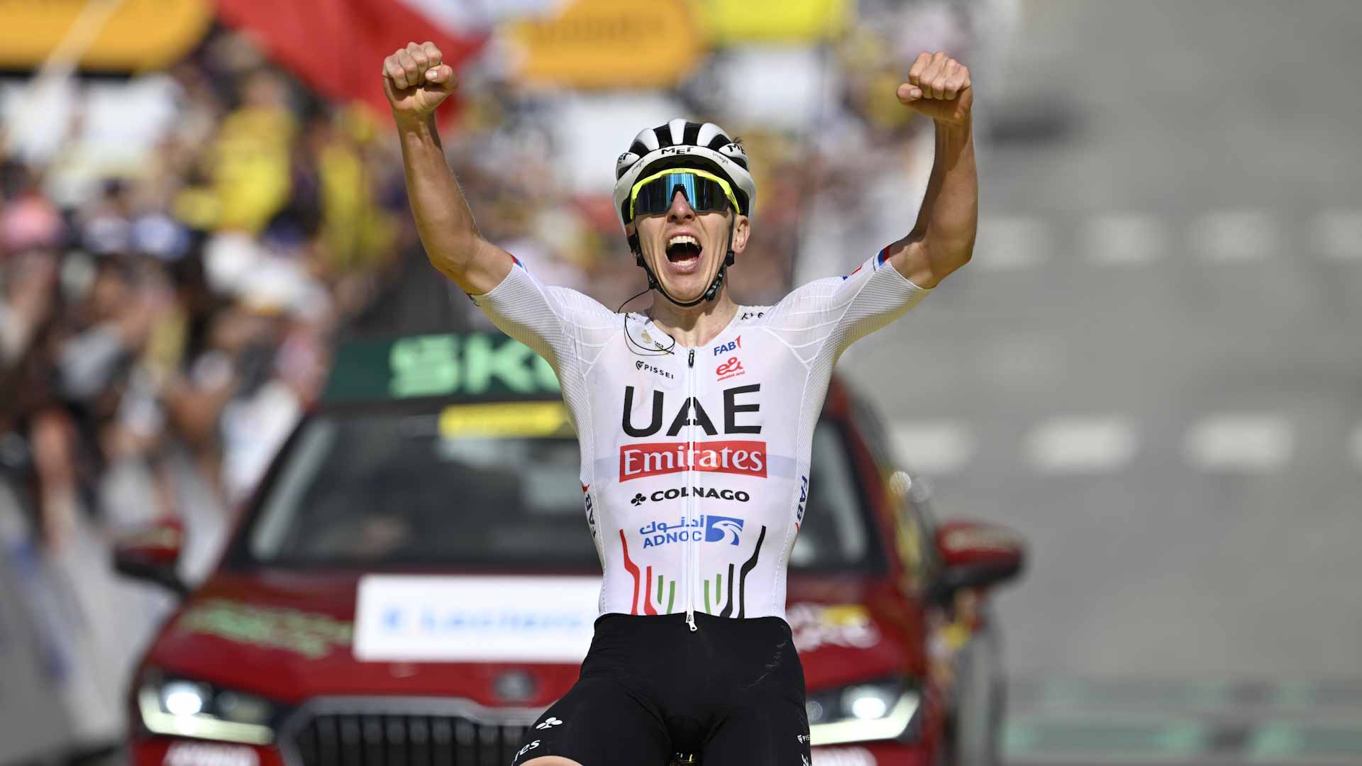 صورة بعنوان: بوجاتشار دراج فريق الإمارات يتصدر المرحلة الأولى من طواف فرنسا 