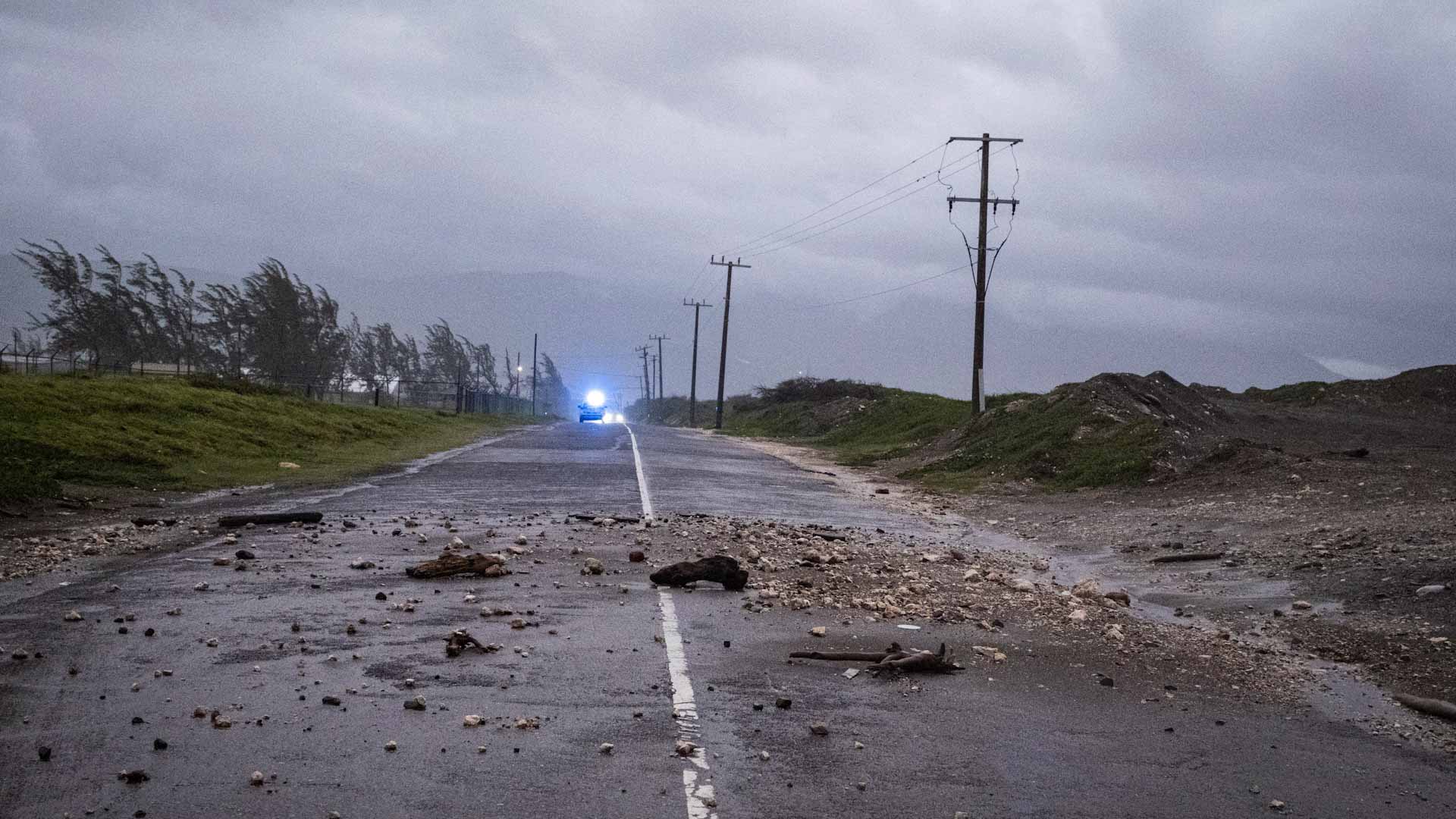 صورة بعنوان: ارتفاع عدد ضحايا إعصار بيريل في جامايكا إلى 9 أشخاص 