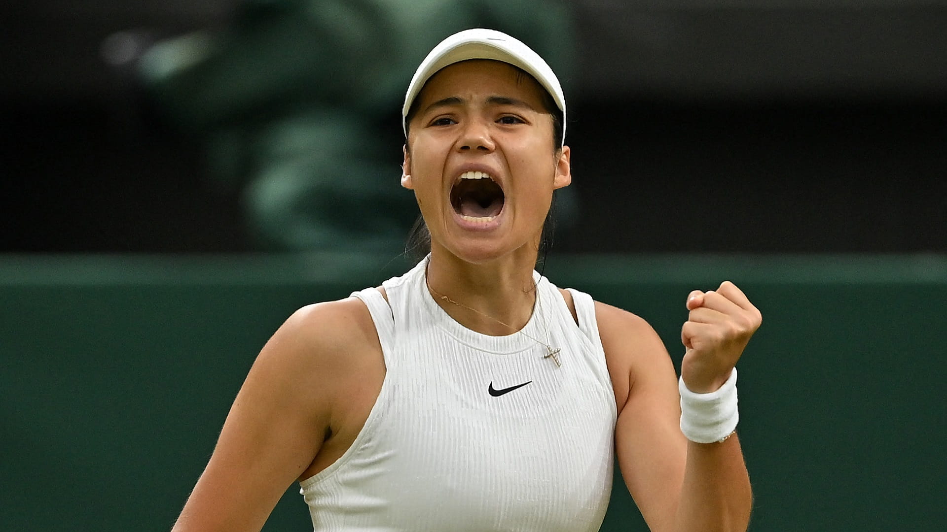 صورة بعنوان: البريطانية رادوكانو تتأهل إلى دور الستة عشر ببطولة ويمبلدون للتنس 