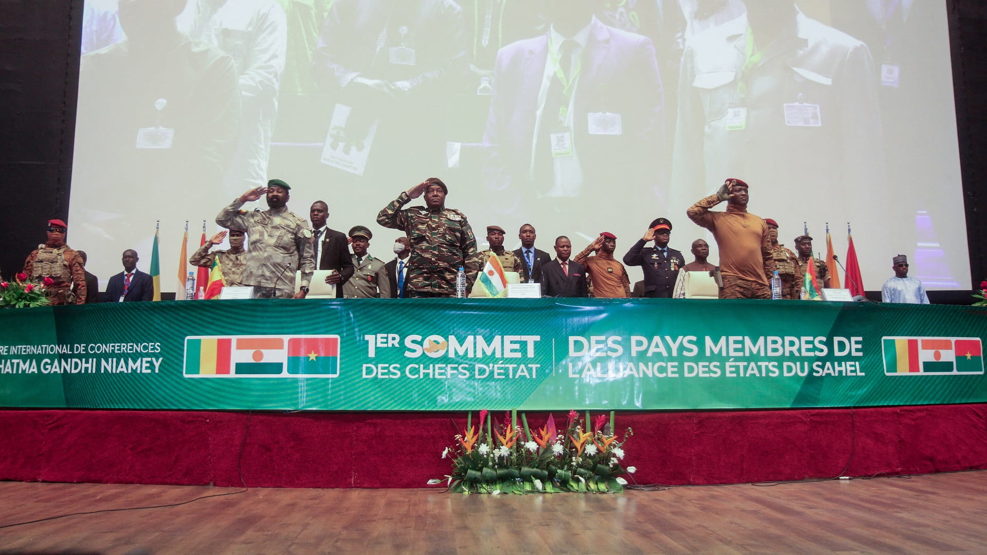 صورة بعنوان: مالي وبوركينا فاسو والنيجر يشكلون اتحاداً جديداً في منطقة الساحل 