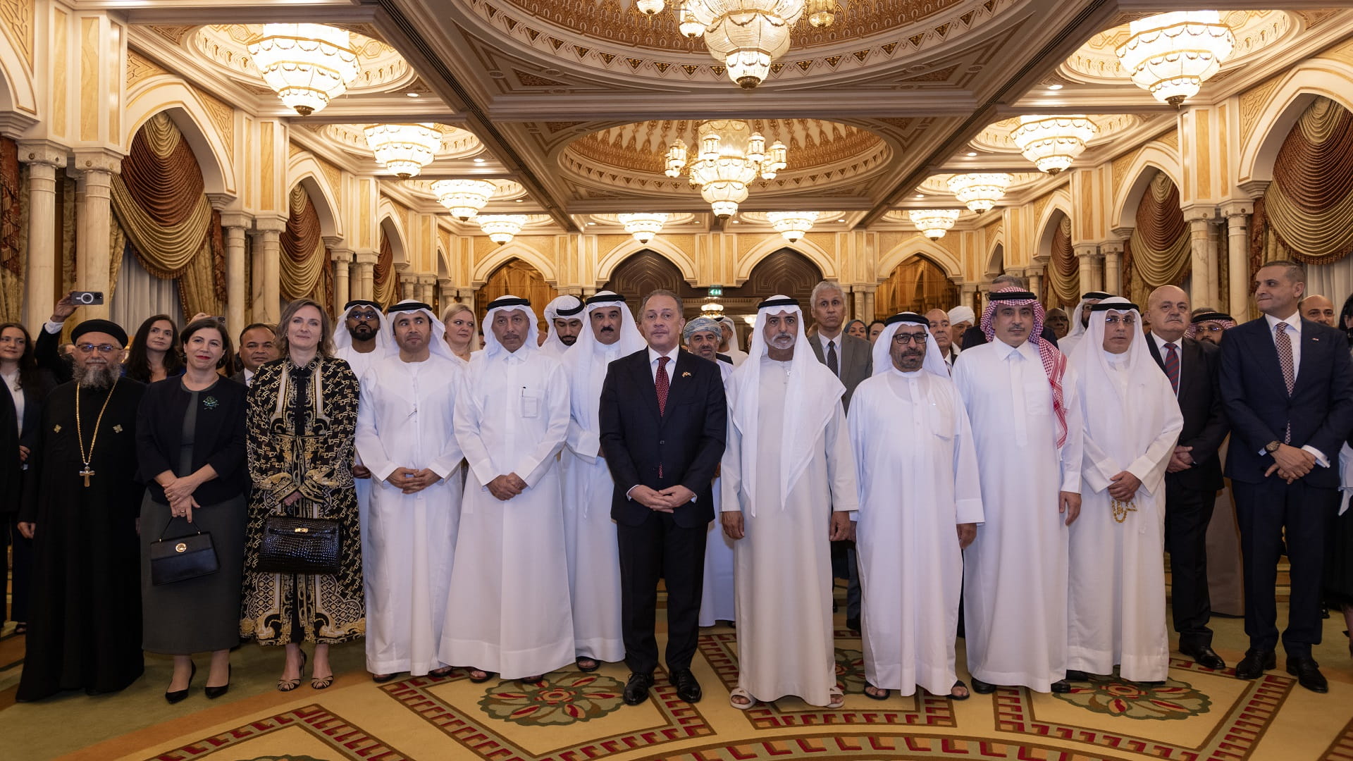 صورة بعنوان: نهيان بن مبارك يشهد احتفال السفارة المصرية بذكرى ثورة يوليو 