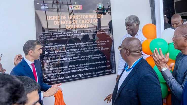 صورة بعنوان: الزيودي ورئيس وزراء كوت ديفوار يفتتحان أكبر مصنع للكاجو في البلاد 