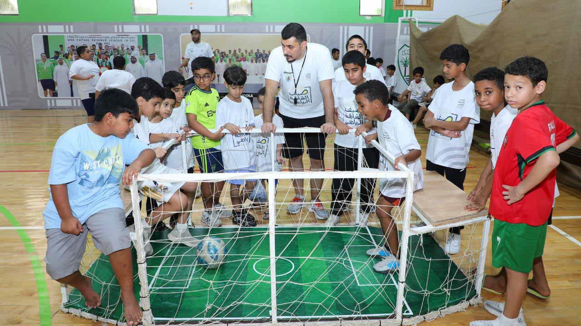 صورة بعنوان: نادي دبا الحصن الرياضي ينظم مسابقة المعلق الرياضي الصغير 